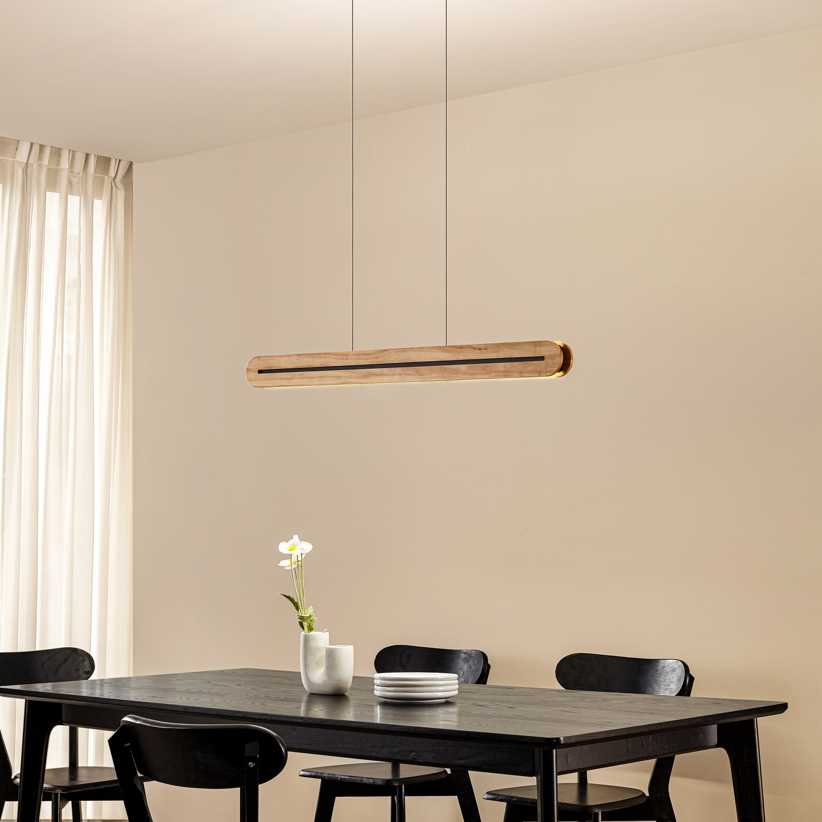 Lucande LED obesna svetilka Darnor, les, CCT, dolžina 100 cm
