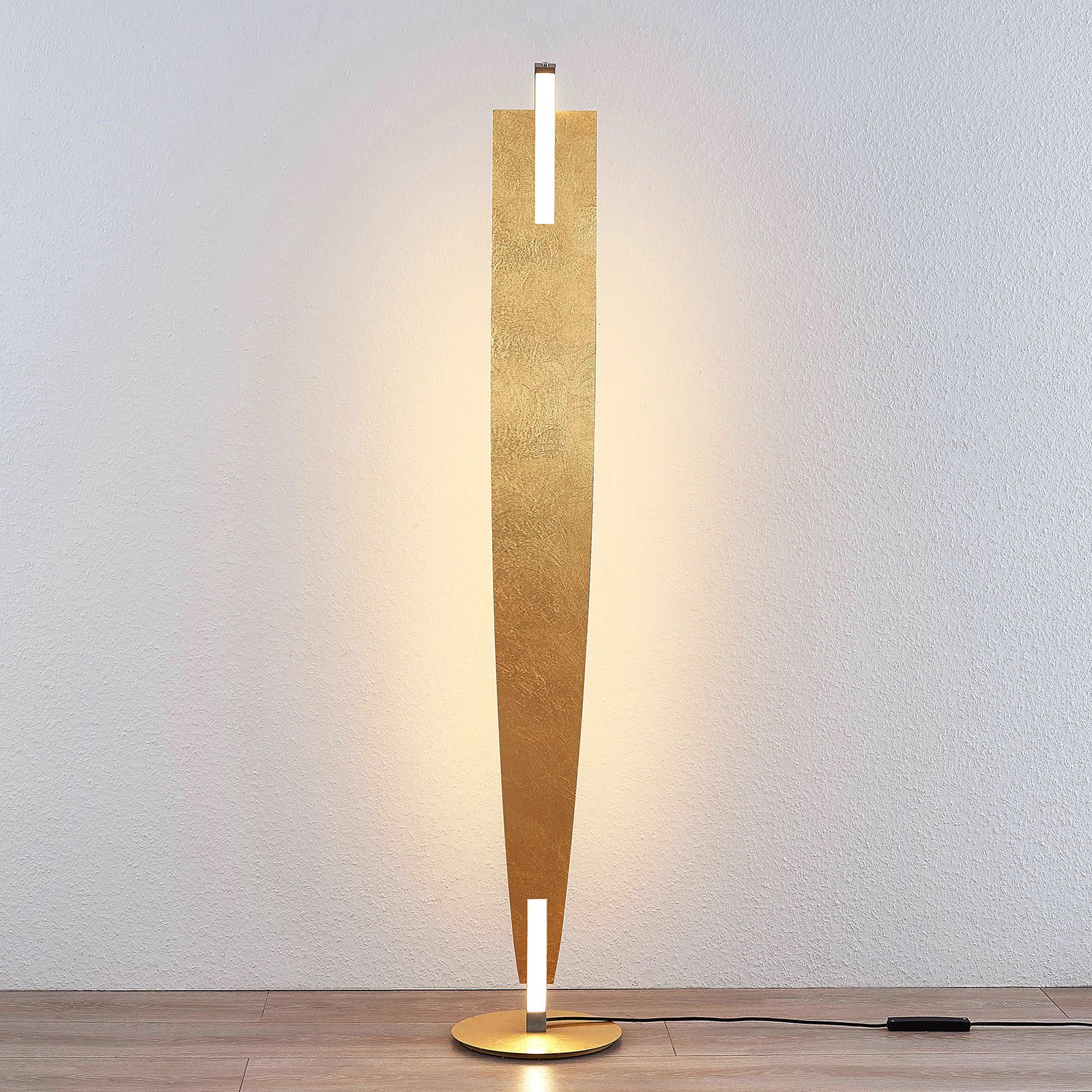 Lampa stojąca LED Marija, szlachetne złoto