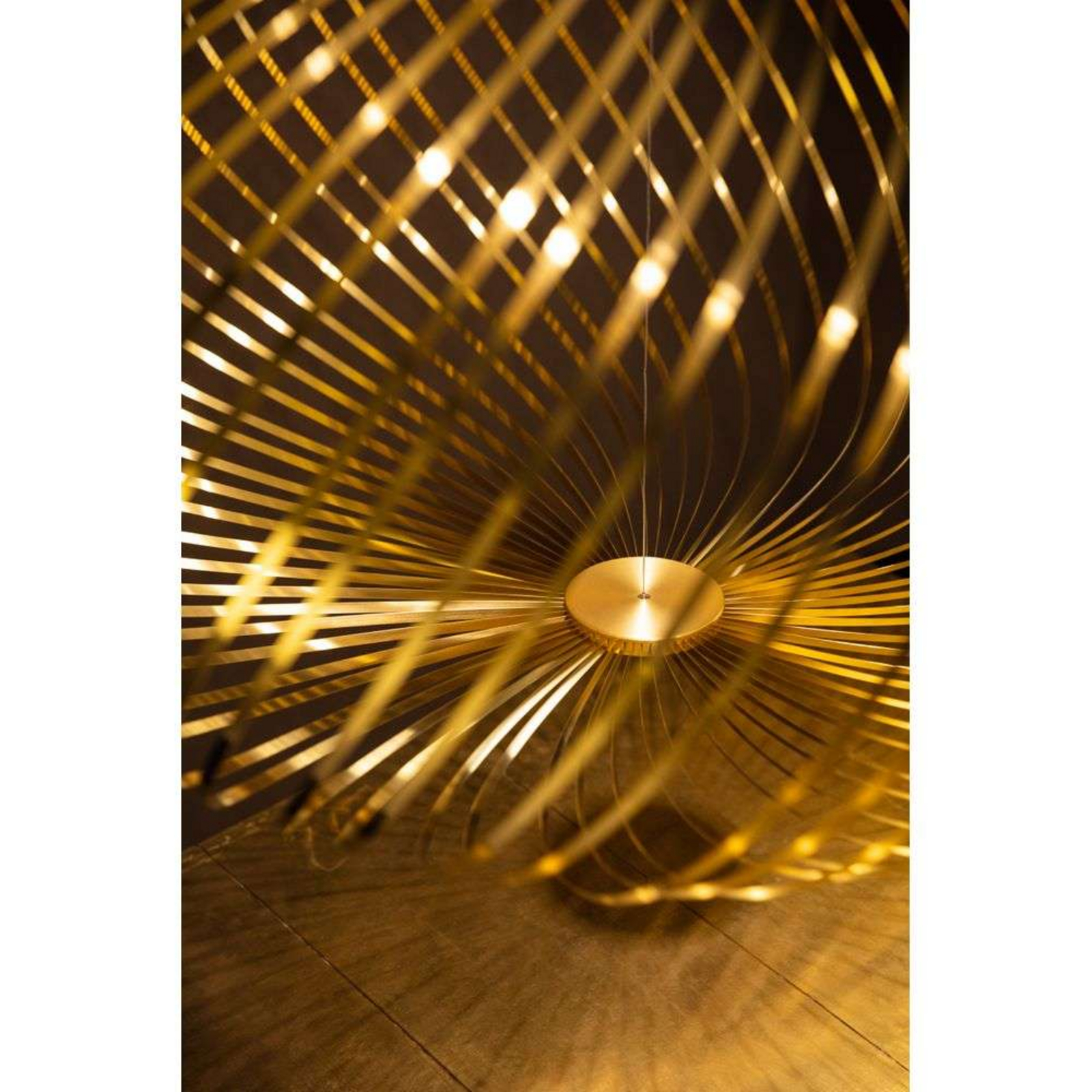 Spring Lustră Pendul Large Brass - Tom Dixon