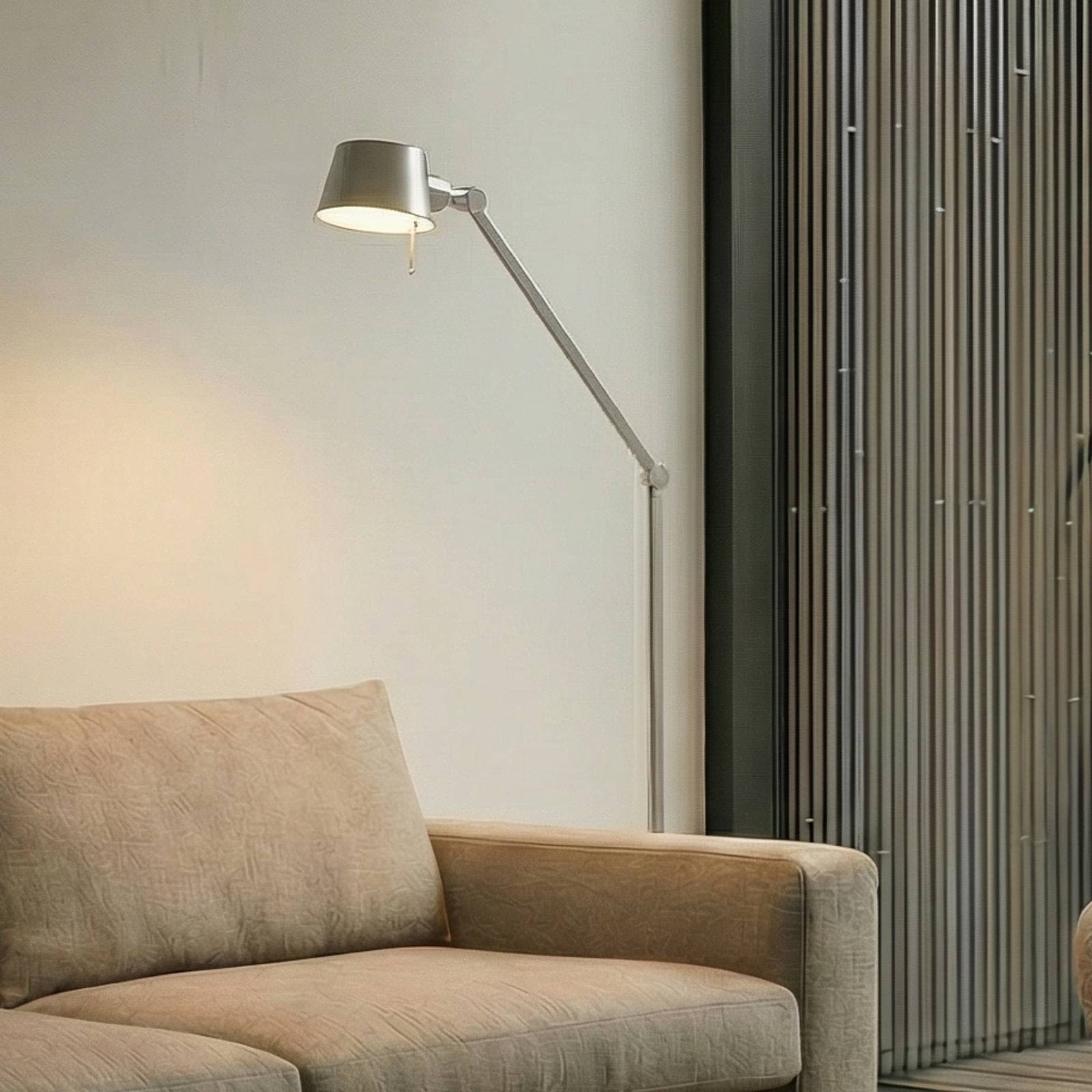 Lampe sur pied Lucande Silka, 173 cm, nickel satiné, réglable