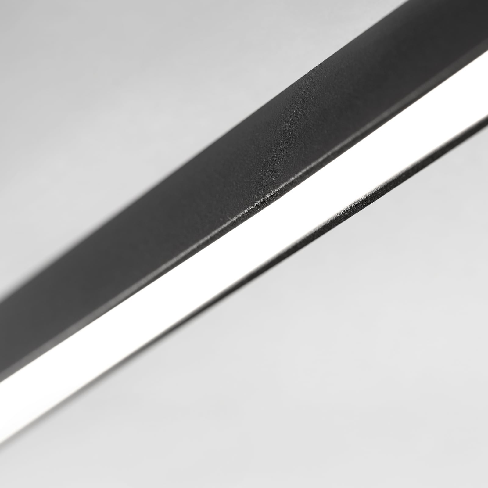 Stripe C/W LED-Lichtleiste schwarz, 200cm, CCT - Light-Point