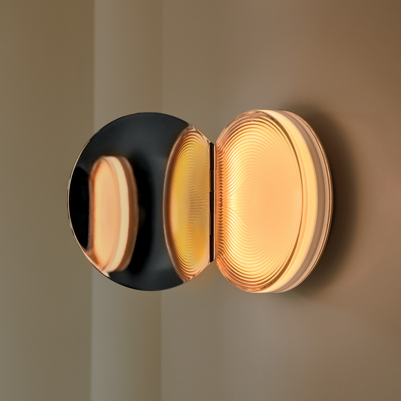 Applique a LED Poudrier, vetro/acciaio, 2400 K - DCW Applique a LED Poudrier, vetro/acciaio, 2400 K - DCW