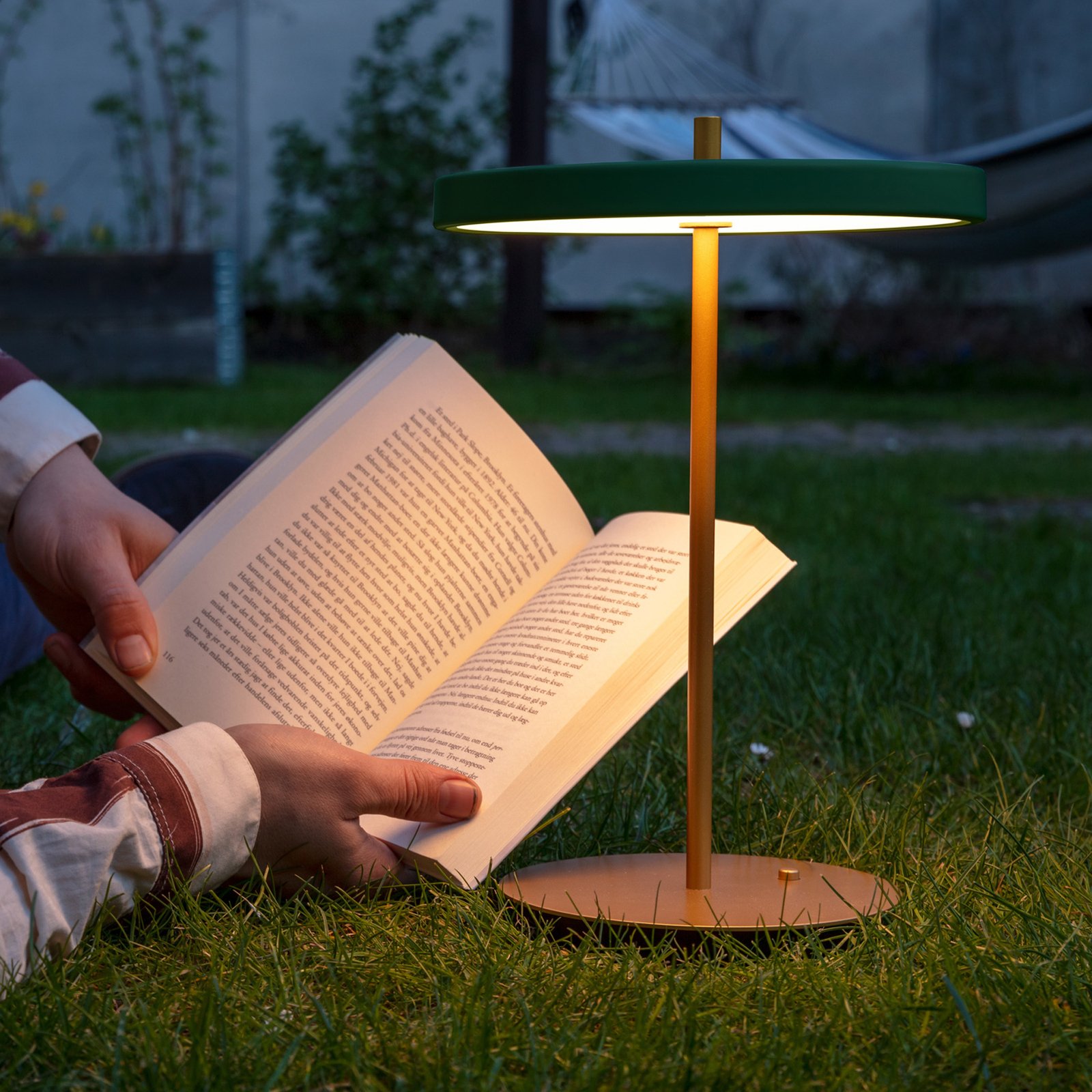 Asteria Move Portable Table Lamp V2 Forest Green - UMAGE