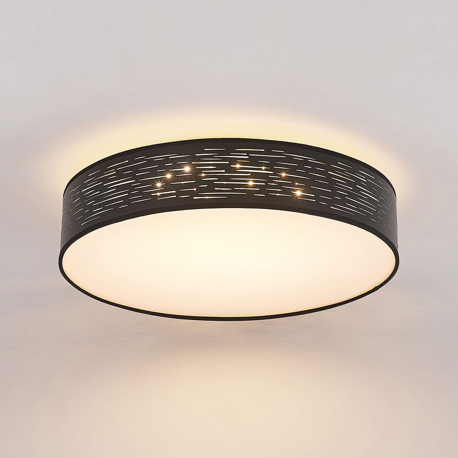 Lindby Iolyn LED ceiling light, Ø 50 cm