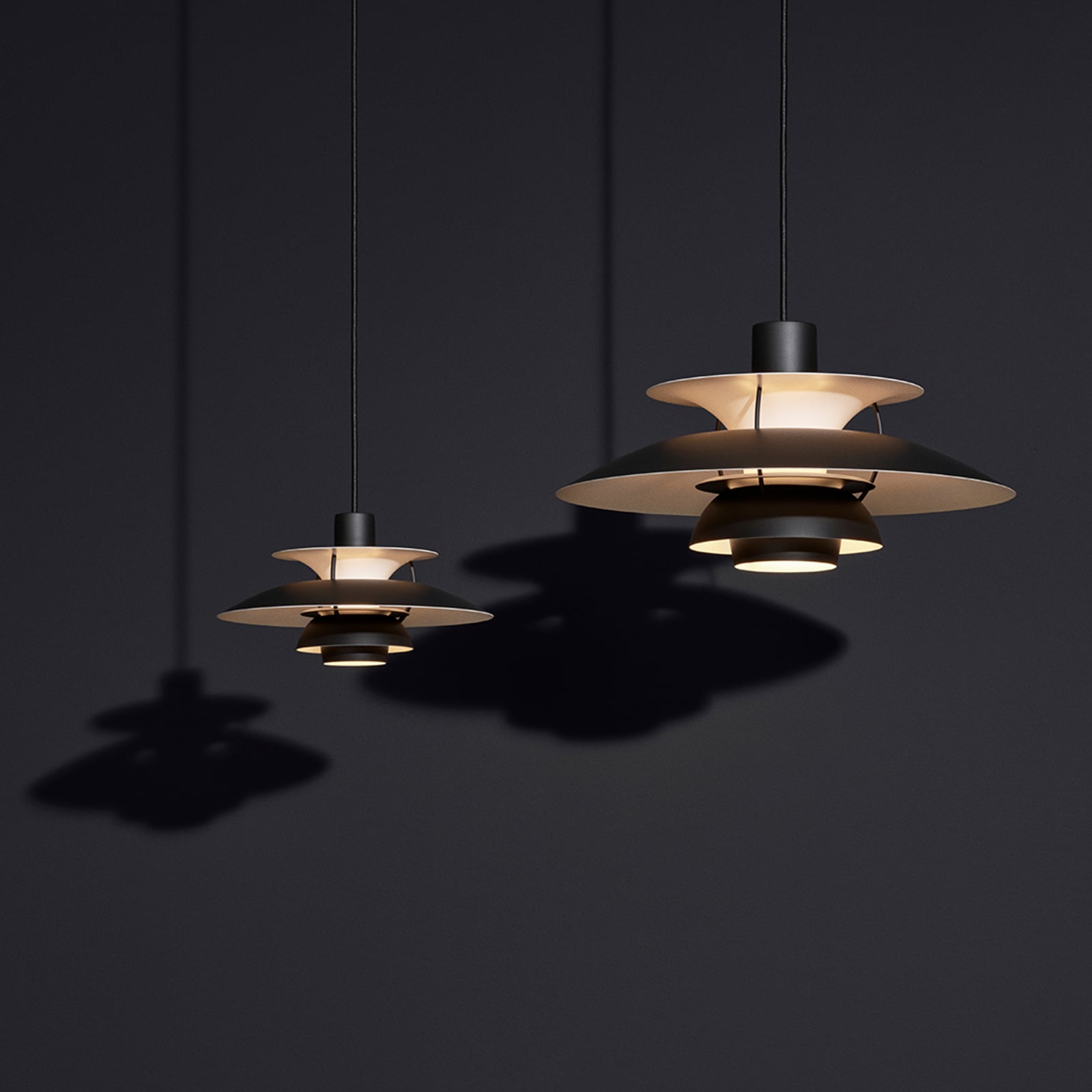 Louis Poulsen PH 5 hanglamp monochroom zwart