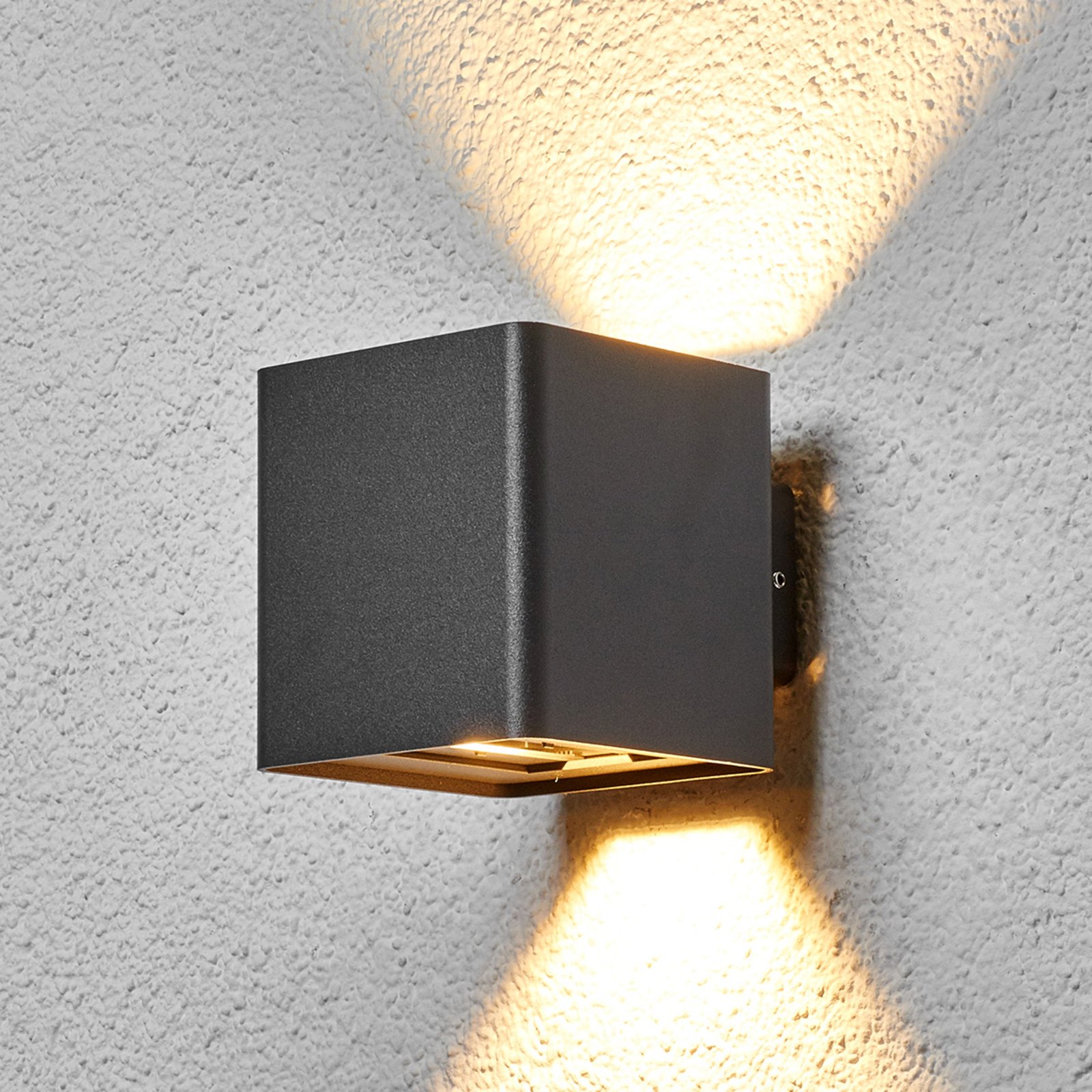 Aaron Außenwandleuchte IP54 Graphite - Lucande
