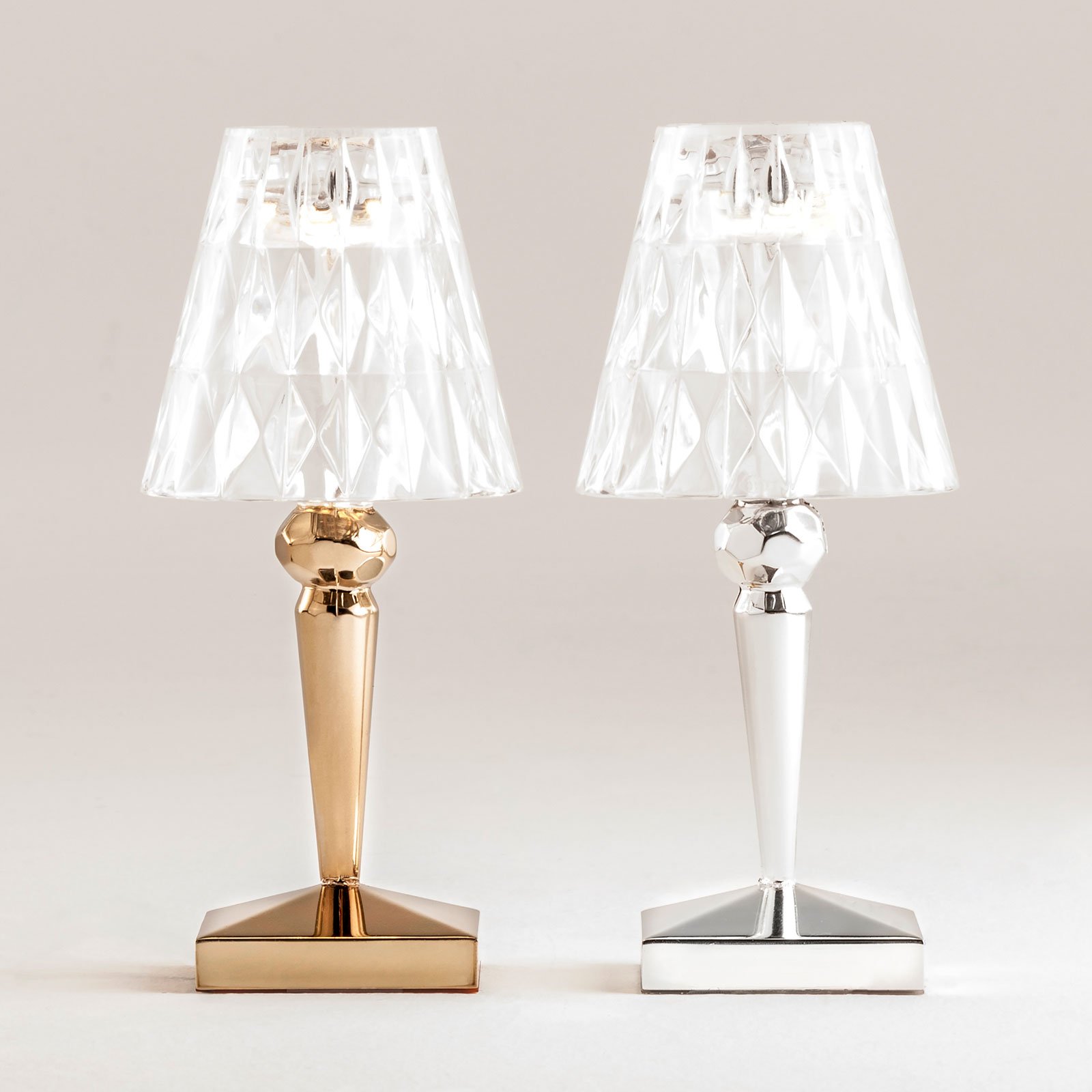 Kartell LED stolová lampa na batérie Batérie, zlatá farba, IP54