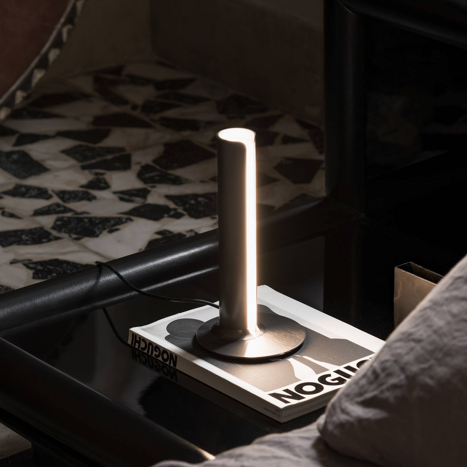 Lampe à poser LED IDEAL LUX Dorica, couleur acier, hauteur 25 cm