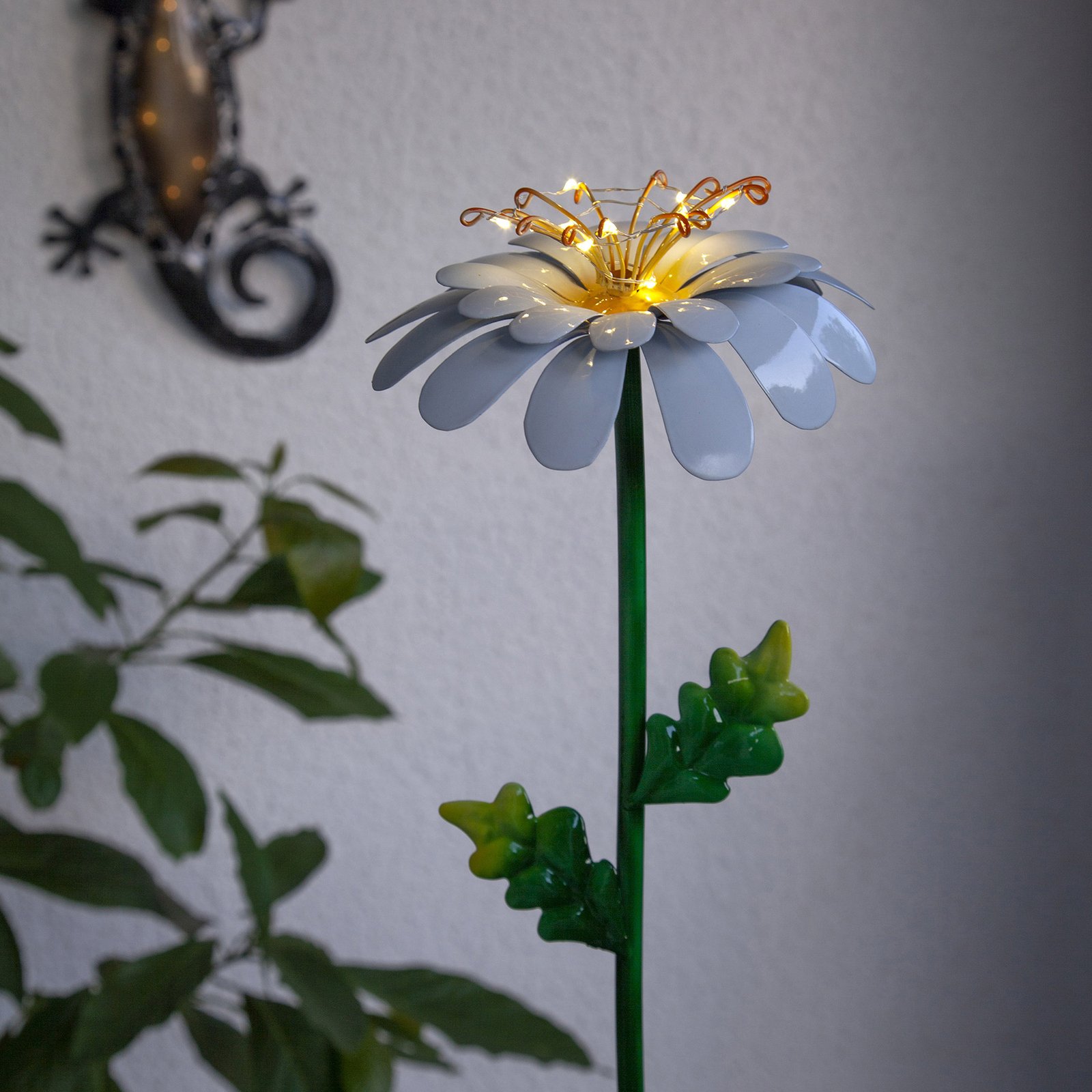 LED-solcellelampe Daisy i daisyform