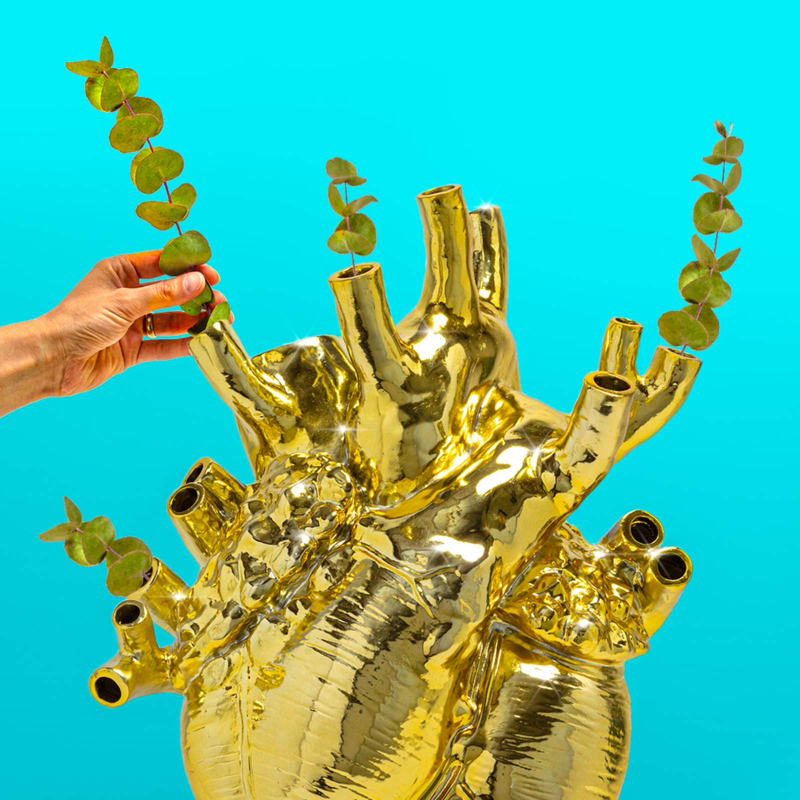 Love In Bloom Giant Resin Heart Vase Gold - Seletti