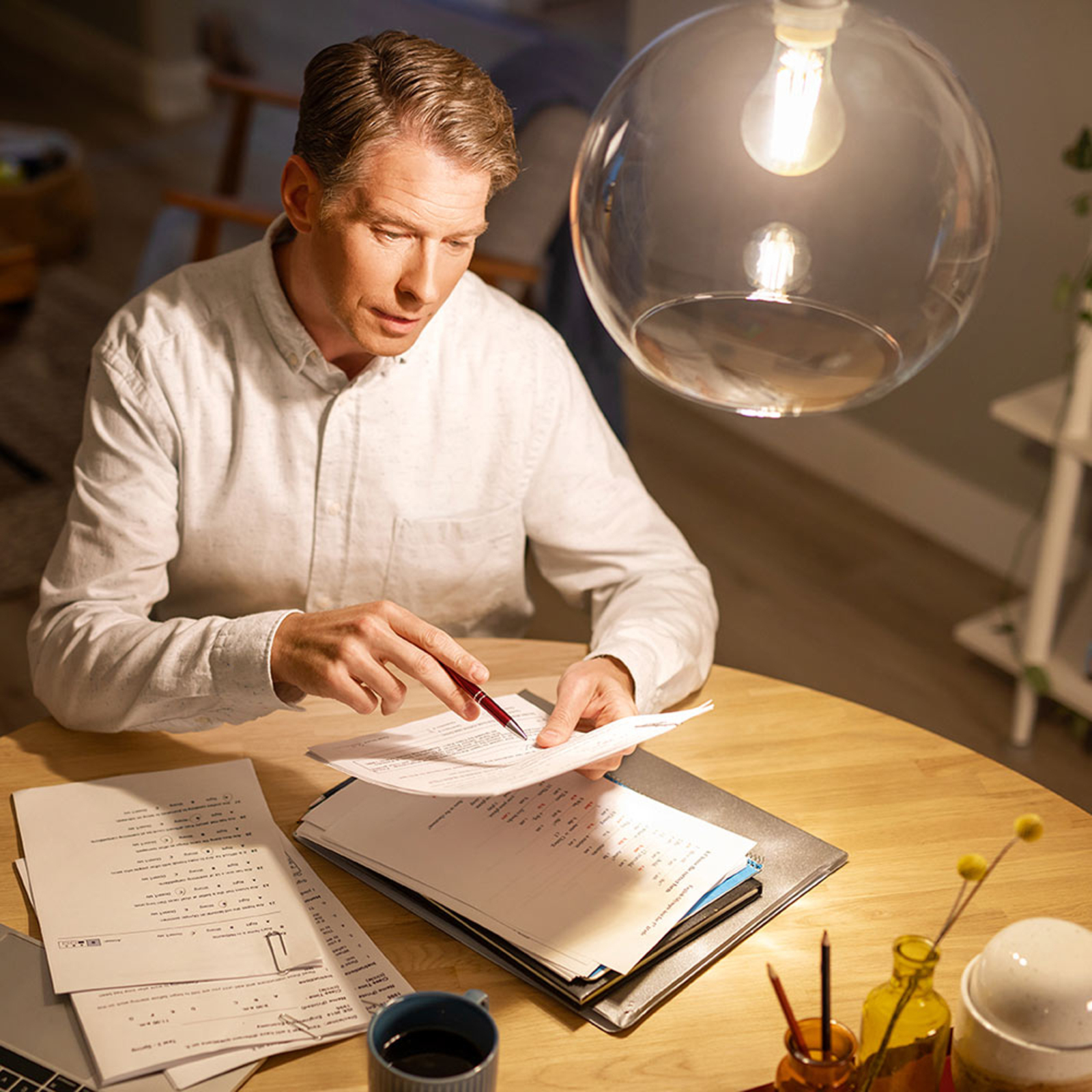 Pære LED Dekoration 7W Glass (806lm) E27 - Philips