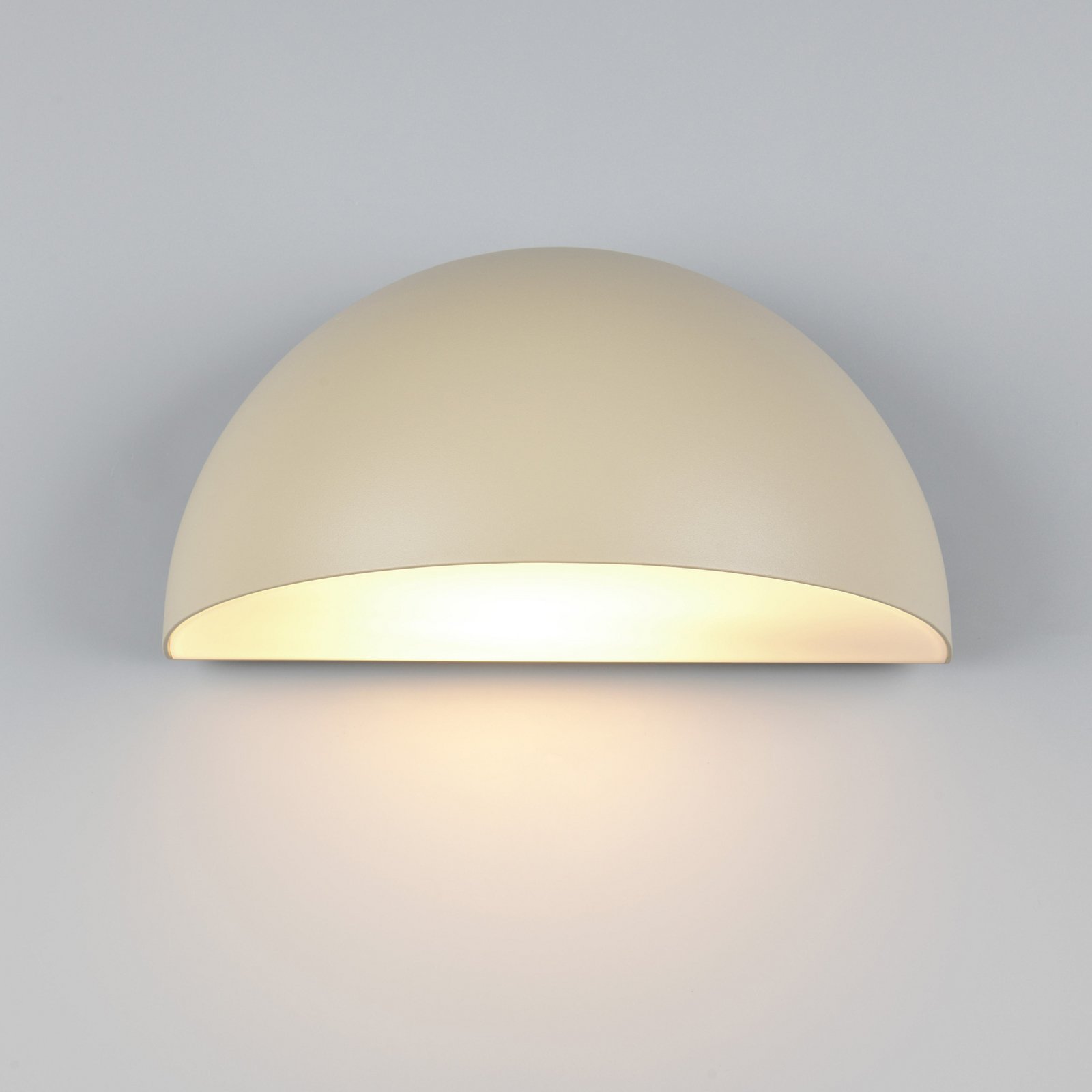 Āra sienas lampa MAAS, krēmkrāsas, platums 27 cm, metāls, IP44 Āra sienas lampa MAAS, krēmkrāsas, platums 27 cm, metāls, IP44