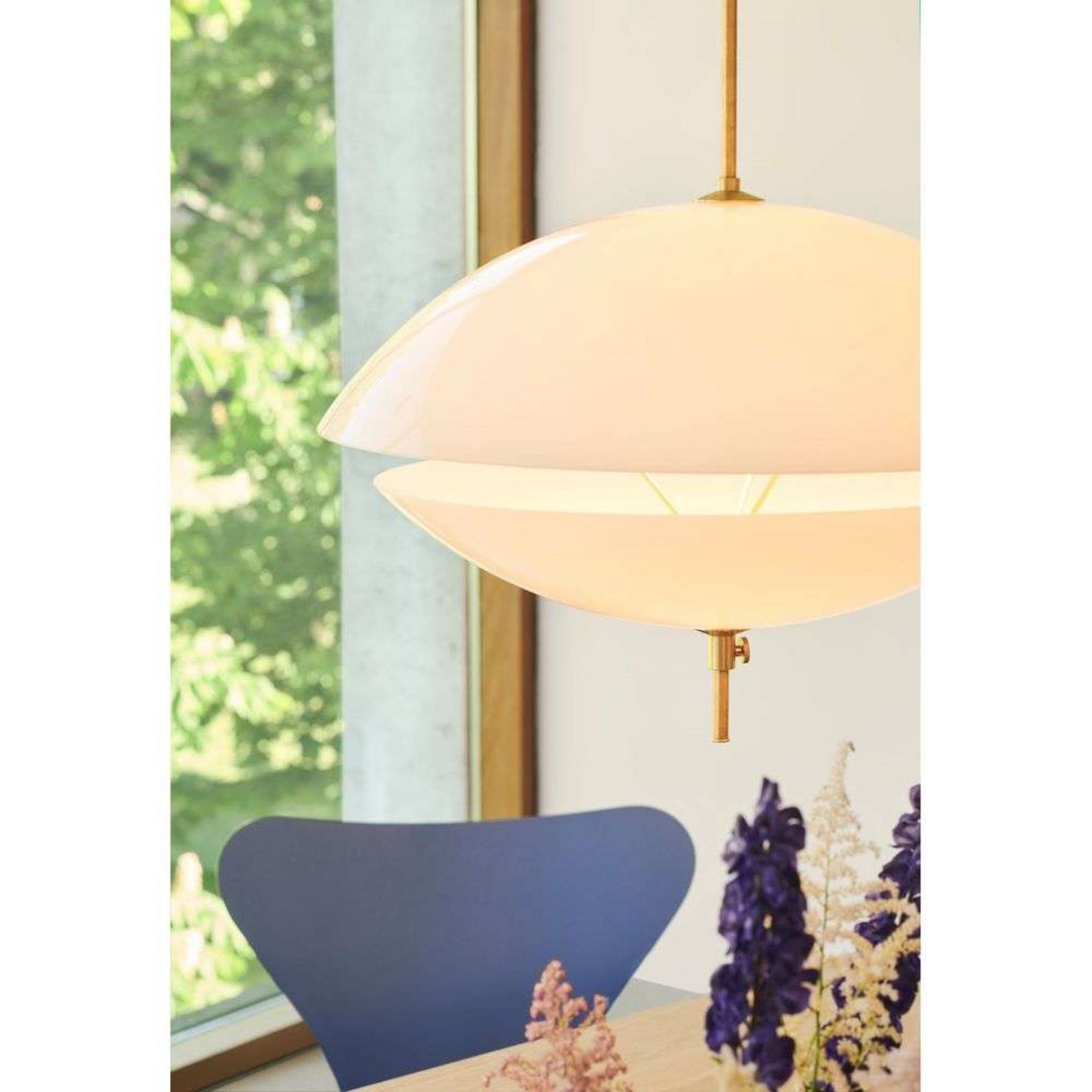 Clam Lampada a Sospensione Ø550 Opal/Brass - Fritz Hansen