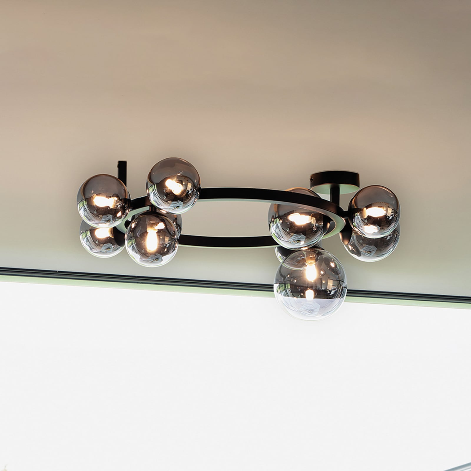 Φωτιστικό οροφής IDEAL LUX Perlage μαύρο/καπνιστό, μήκος 70 εκ., 10 λαμπτήρες