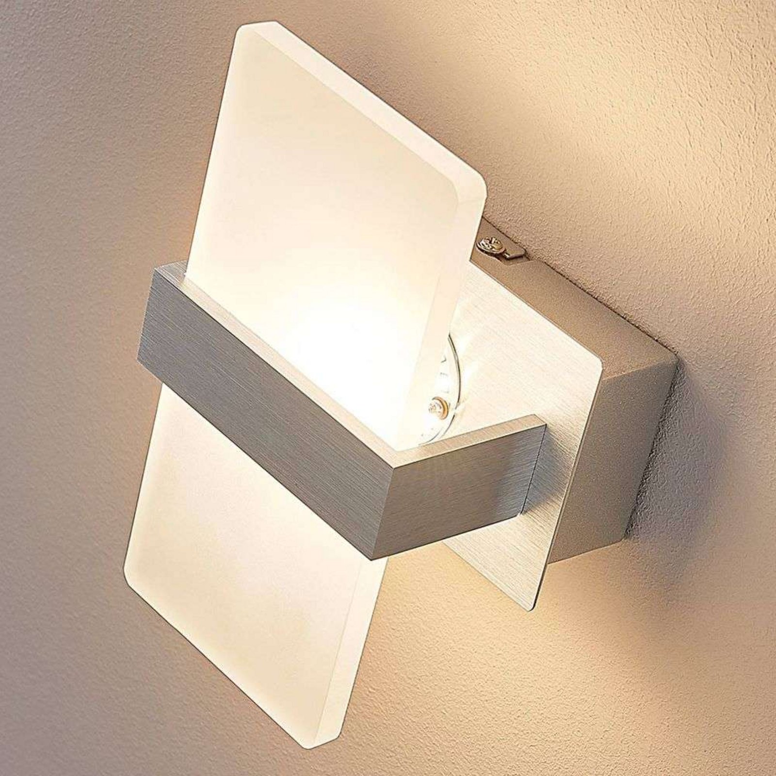 Yorick LED Nástěnné Svítidlo Satin White/Brushed Aluminium - Lindby