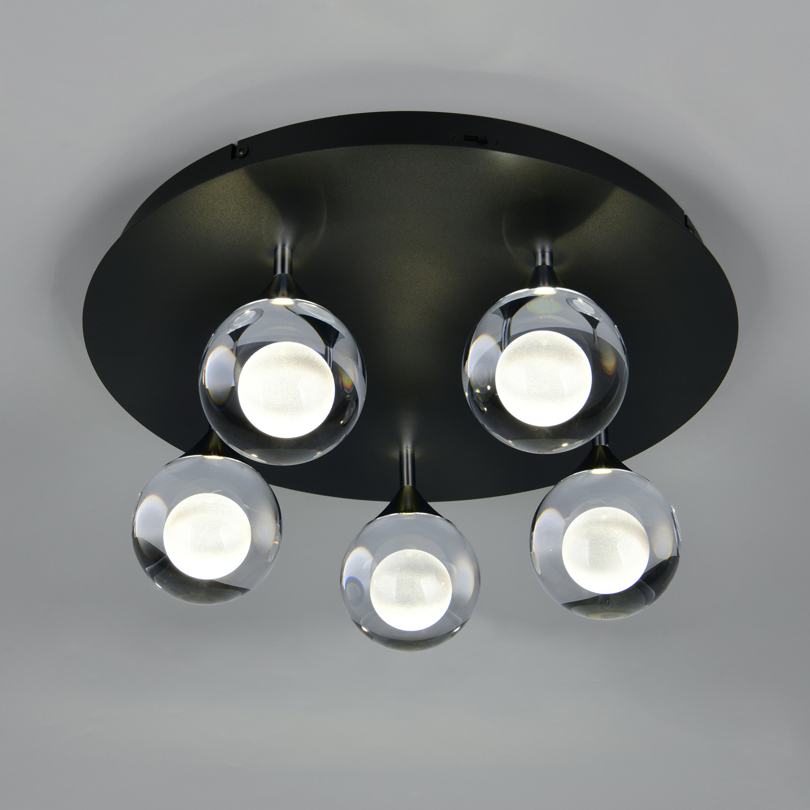 LED griestu lampa „Calista“, hromēta, Ø 43 cm, metāls/stikls, 5 spuldzes LED griestu lampa „Calista“, hromēta, Ø 43 cm, metāls/stikls, 5 spuldzes