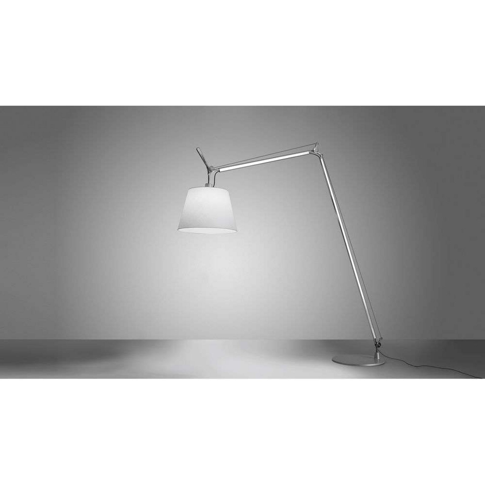 Tolomeo Maxi Candeeiro de Pé Alu - Artemide