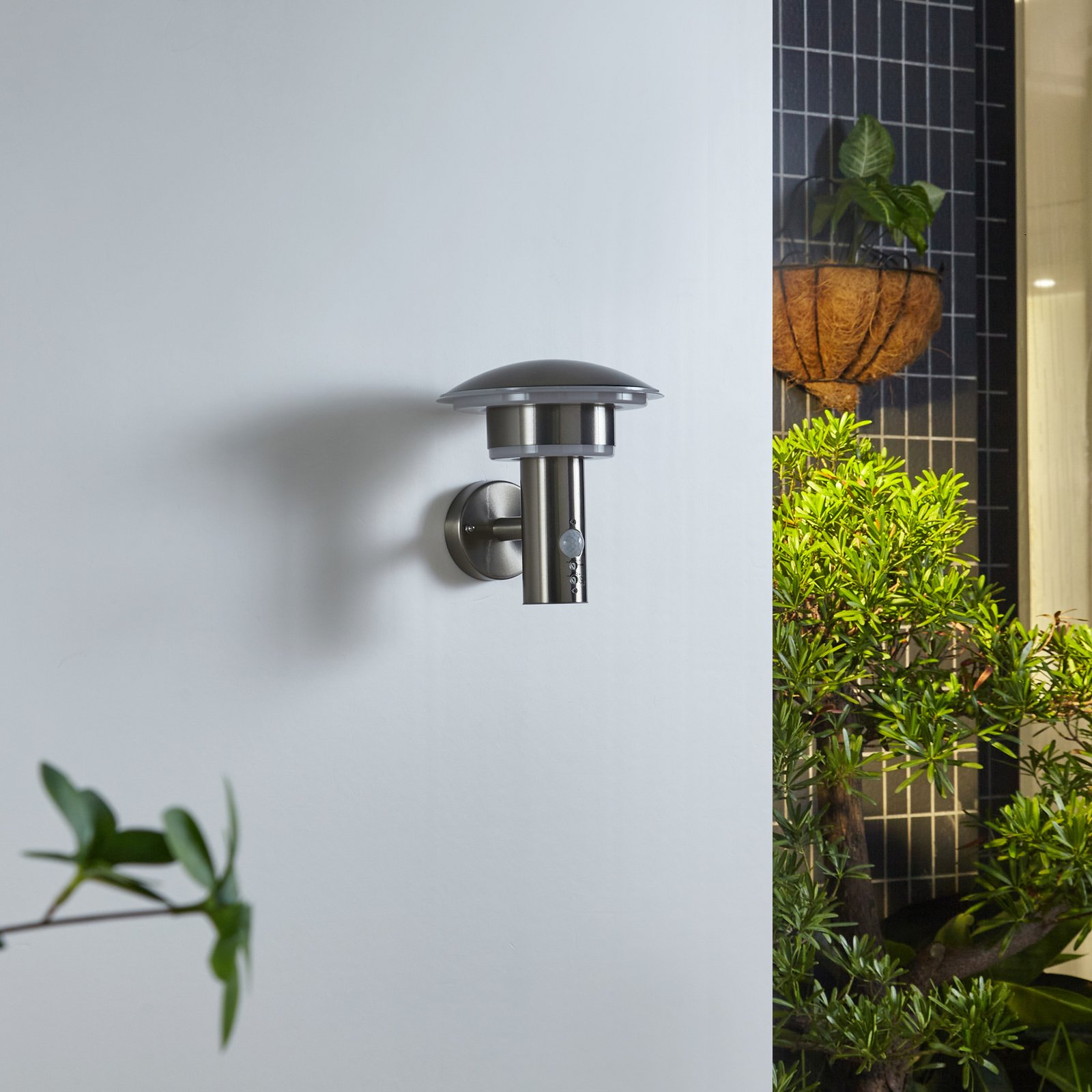 Aplique de exterior Lillie con sensor Steel - Lindby