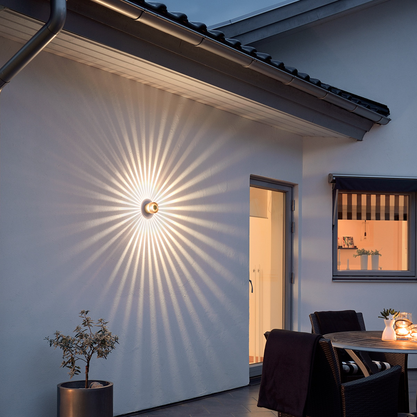LED-Außenwandlampe Monza Strahlen rund bronze 9cm