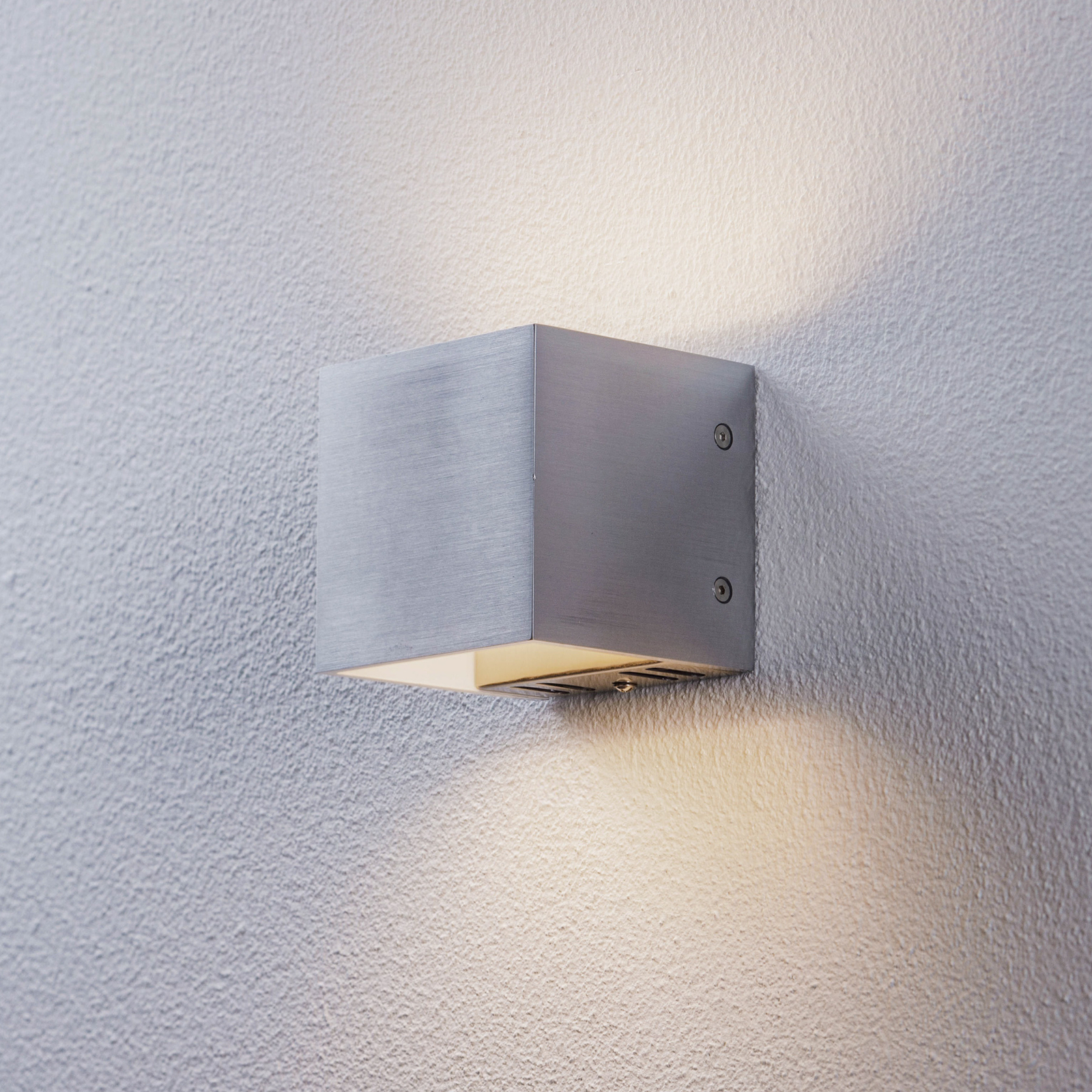Lindby Bridgeta-LED-seinävalaisin, WiZ, App, RGBW