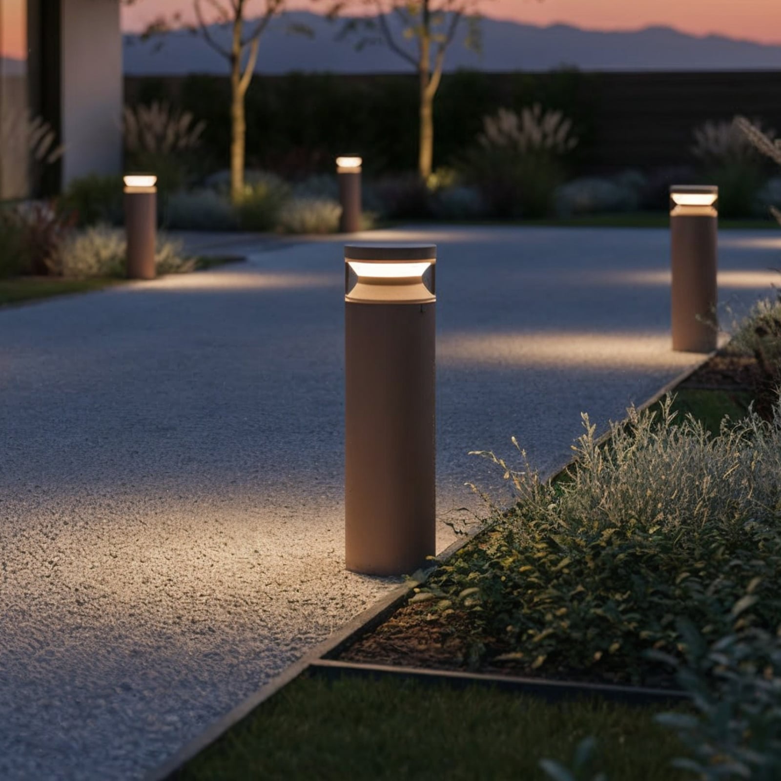 Ideal Lux LED grindų lemputė „Boeing“, kavos rudos spalvos, aukštis 40 cm