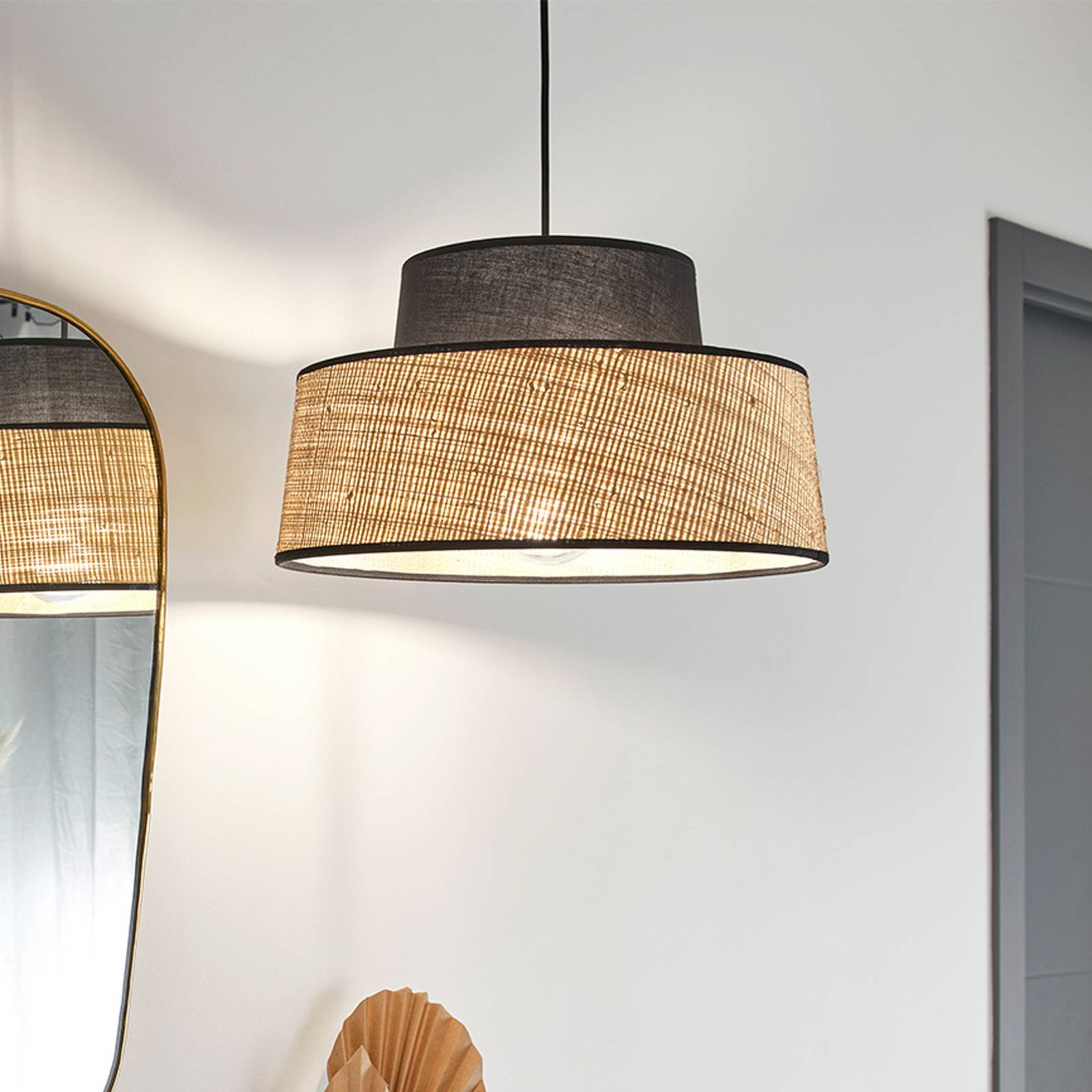 COREP Hänglampa Mallorca, svart/naturfärgad, Ø 38 cm, tyg/rafia