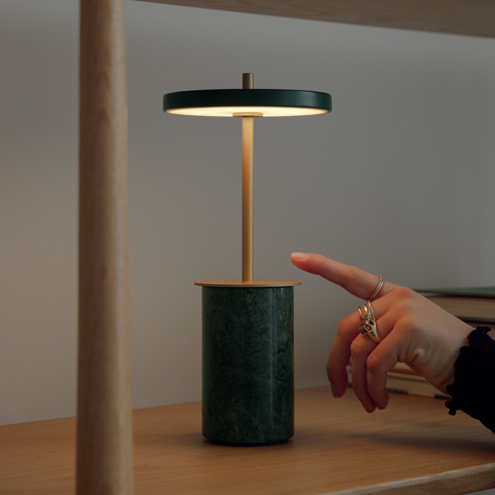 Asteria Move Prijenosni Stolna Lampa Mini Green Marble - UMAGE