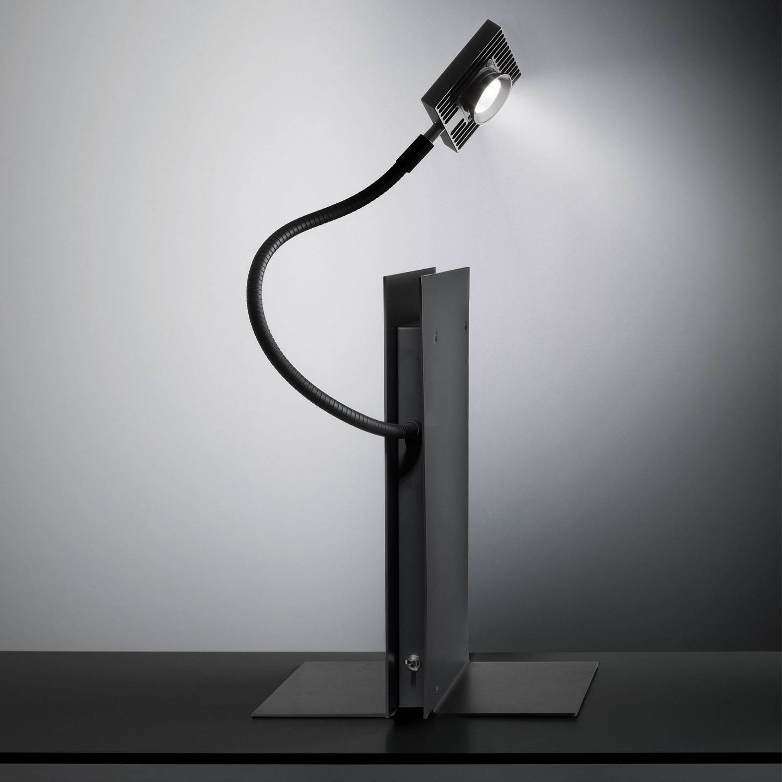 Ingo Maurer LED's Oskar tafellamp, zwart