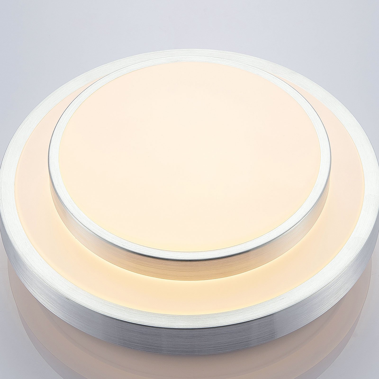 Lindby Naima LED алуминиева лампа за таван, кръгла, 29,5 cm