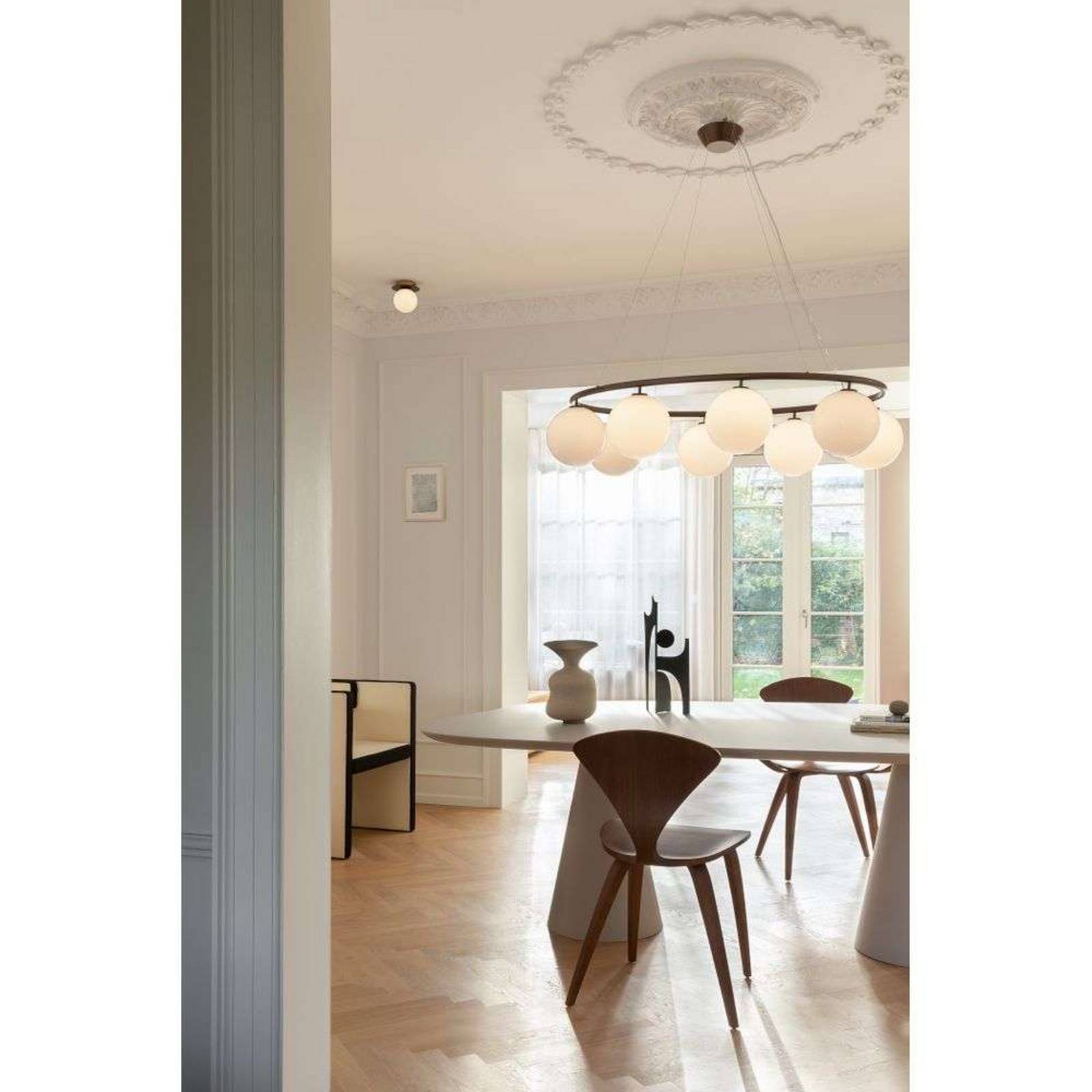 Nuura Liila 1 Wand-/Deckenleuchte, Ø 14 cm IP44, bronze/opal günstig online kaufen