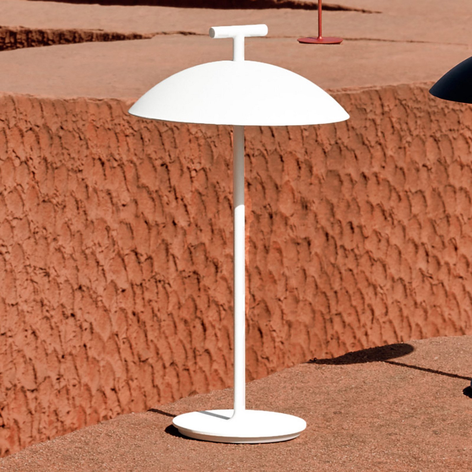 Lampă de masă Kartell Mini Geen-A LED 2.700 K alb - Camera de zi / sufragerie - design - Metal