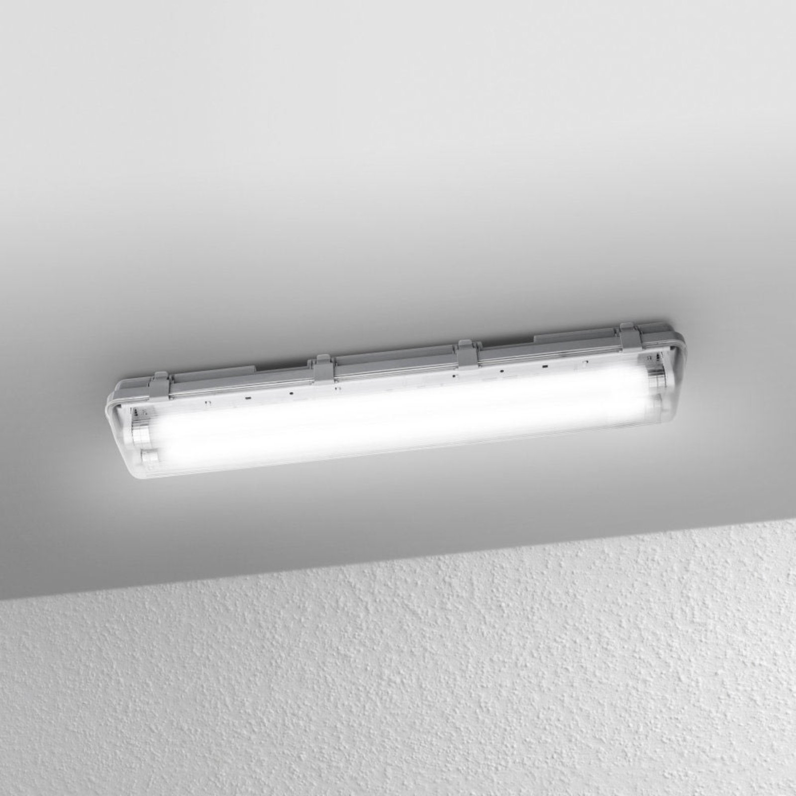 LEDVANCE Submarine Feuchtraumleuchte 60 cm 2 x 8W