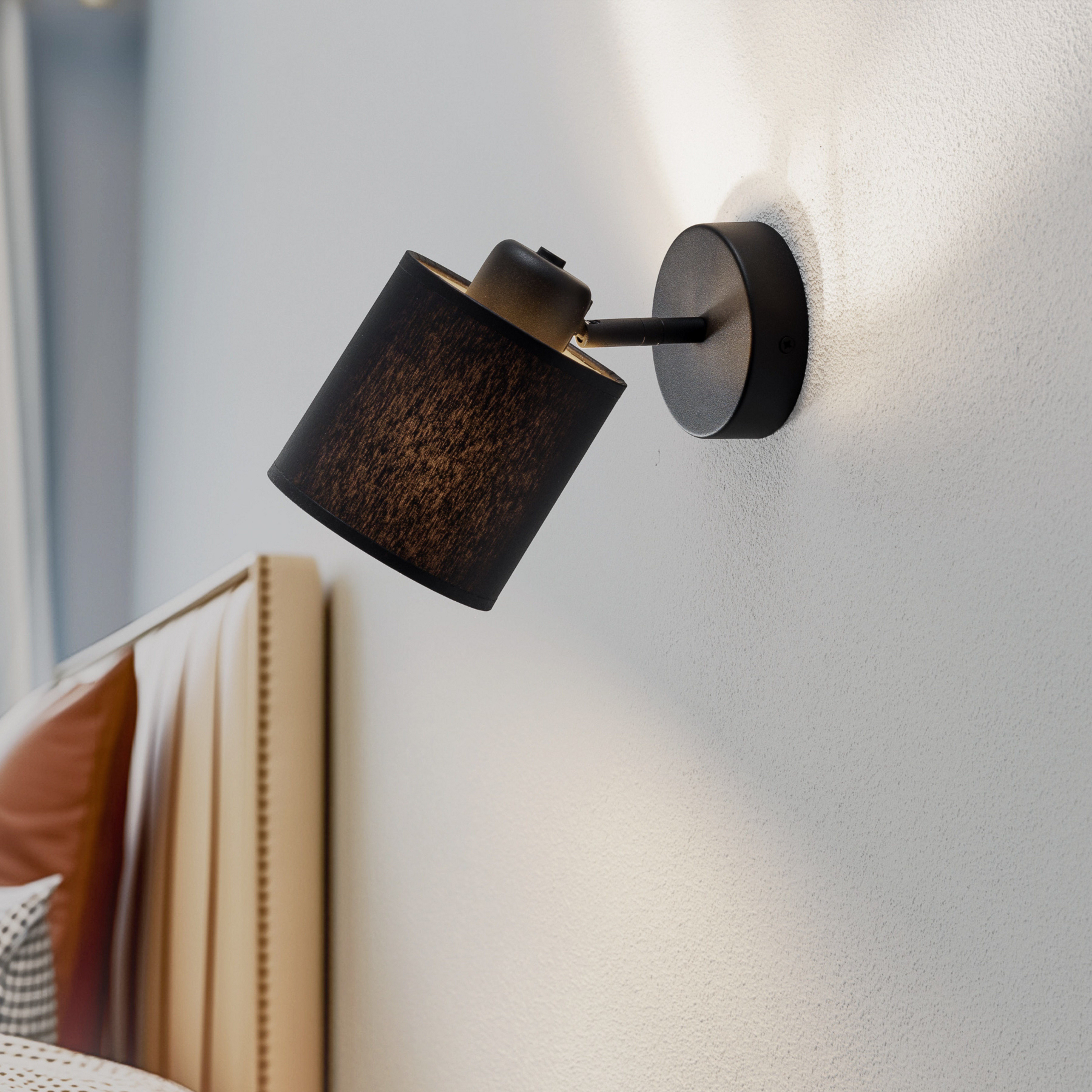 Applique Suerte, nero / oro, 1 luce, tessuto, acciaio