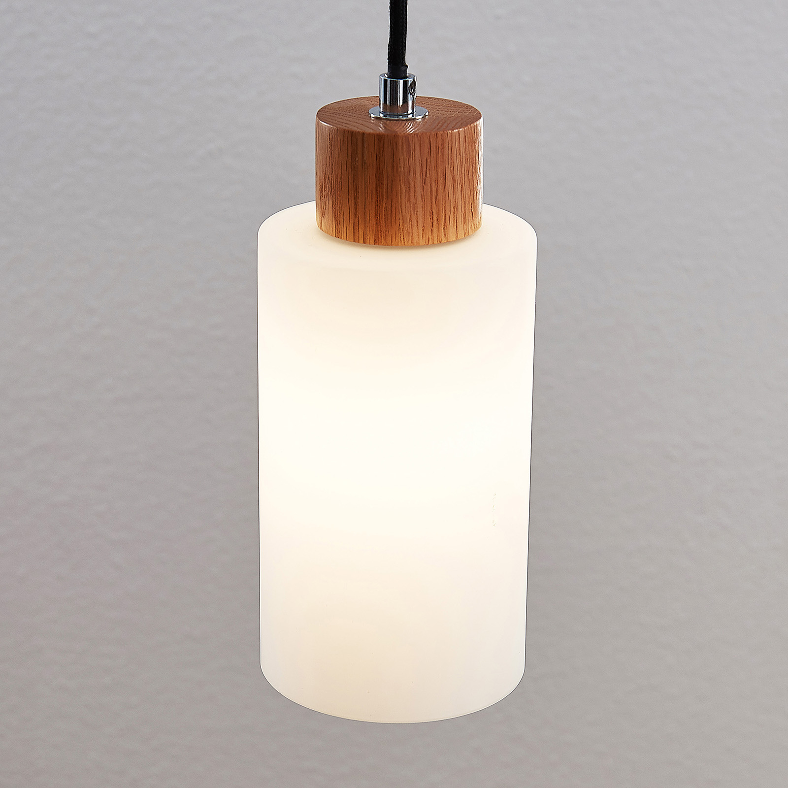 Lindby Nicus wooden hanging lamp, one-bulb