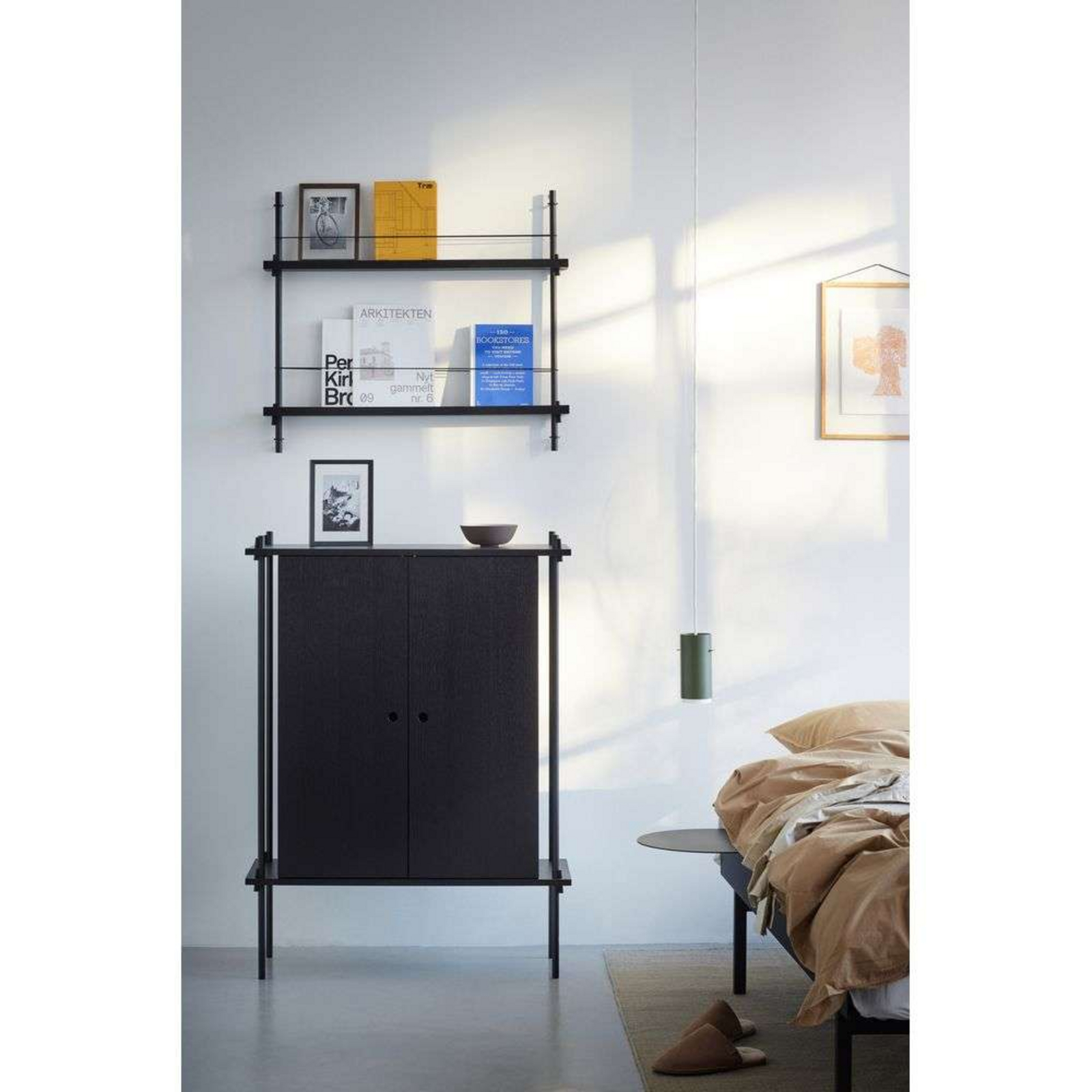 Magazine Shelving Black/Black - Moebe