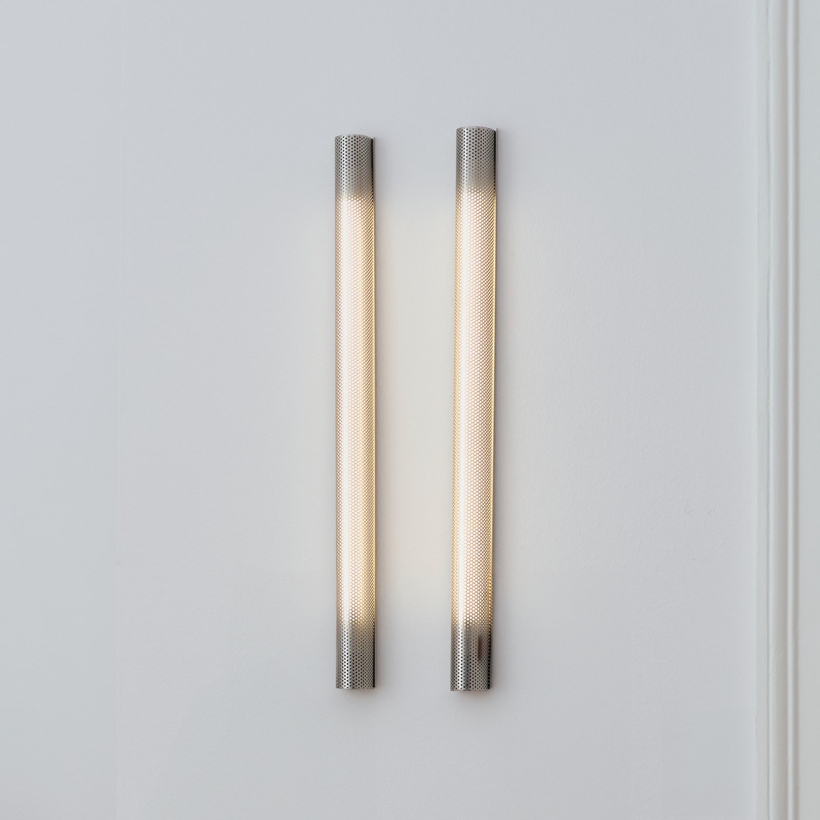 GEJST Wandlampe Radent Stecker, stahlgrau, H. 70 cm, G13 LED