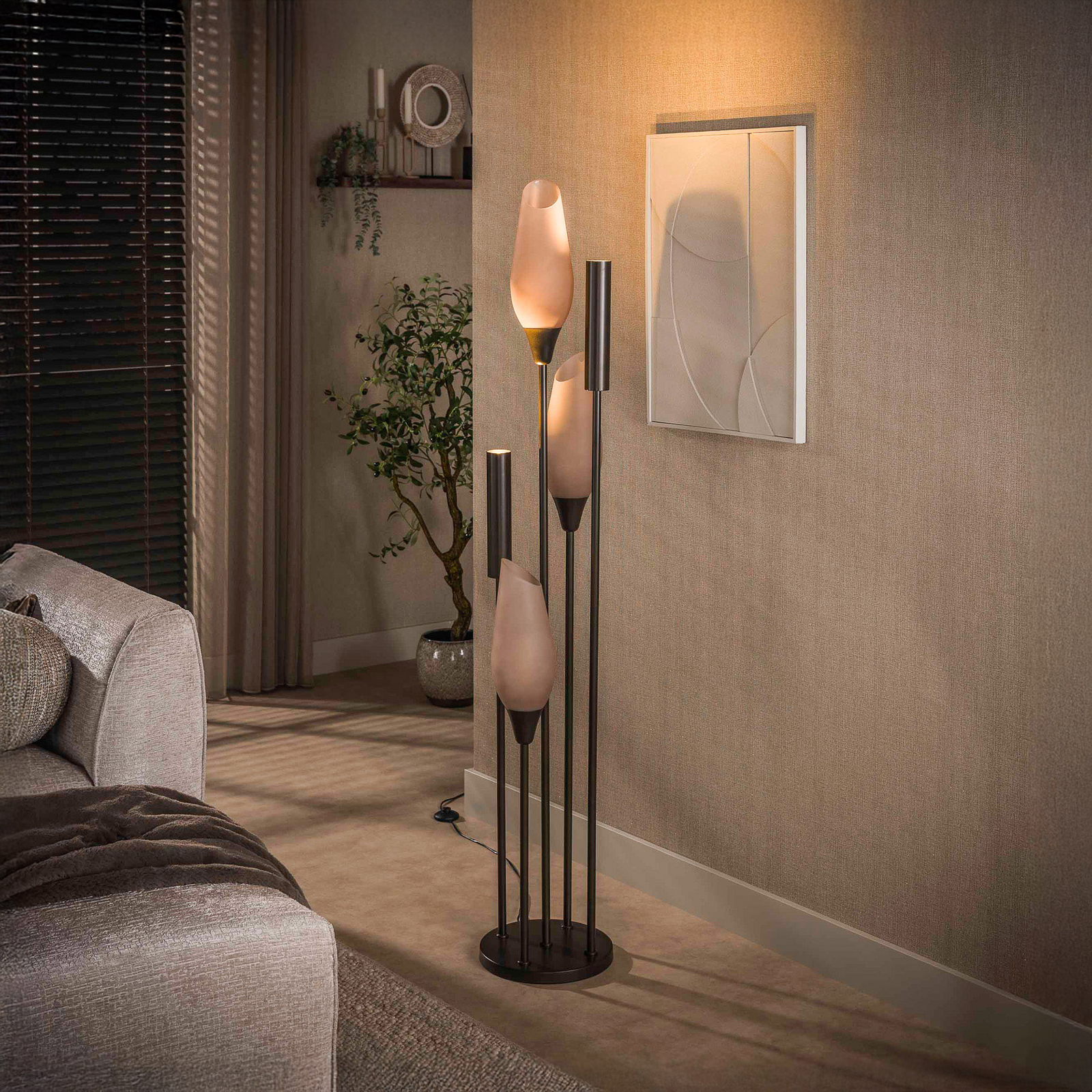 Stojací lampa Cocoon, sklo, hnědé matné, 5 žárovek, E27, GU10 Stojací lampa Cocoon, sklo, hnědé matné, 5 žárovek, E27, GU10