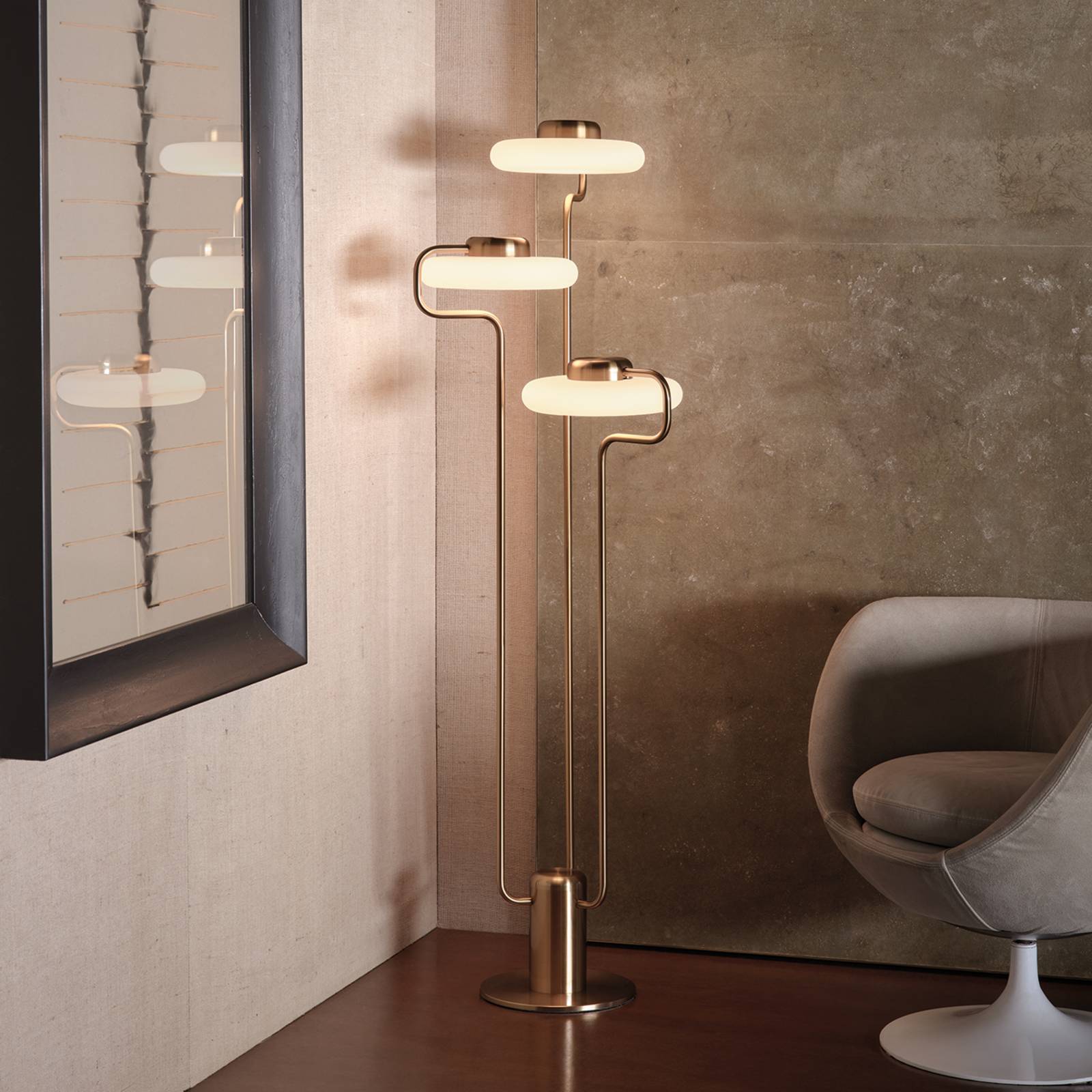 kdln Lampa stojąca LED TRATTO, mosiądz, wysokość 150 cm, 3-punktowa