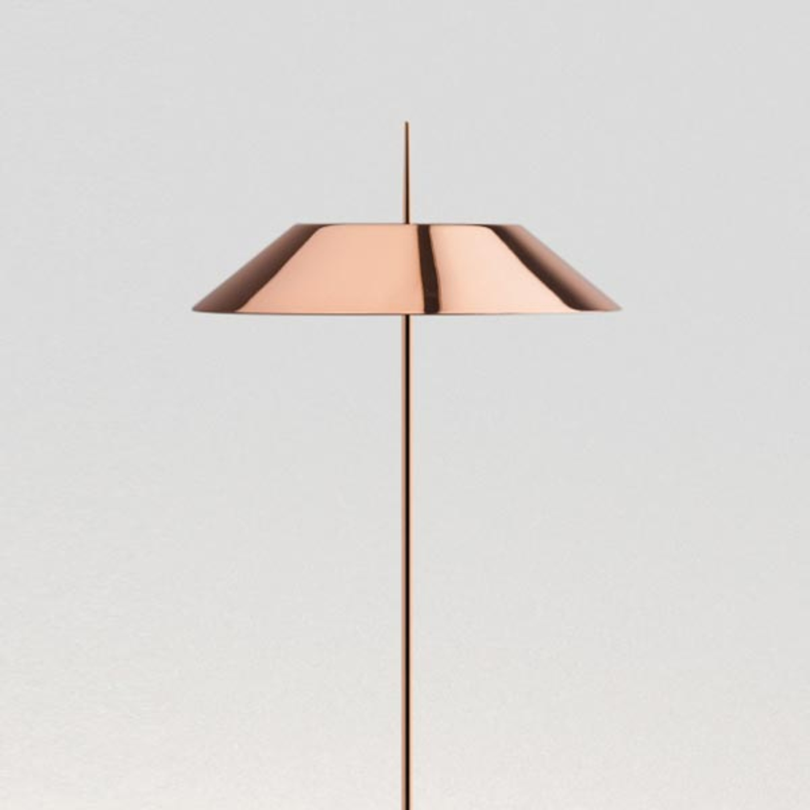 Vibia Mayfair - LED floor lamp, glossy copper