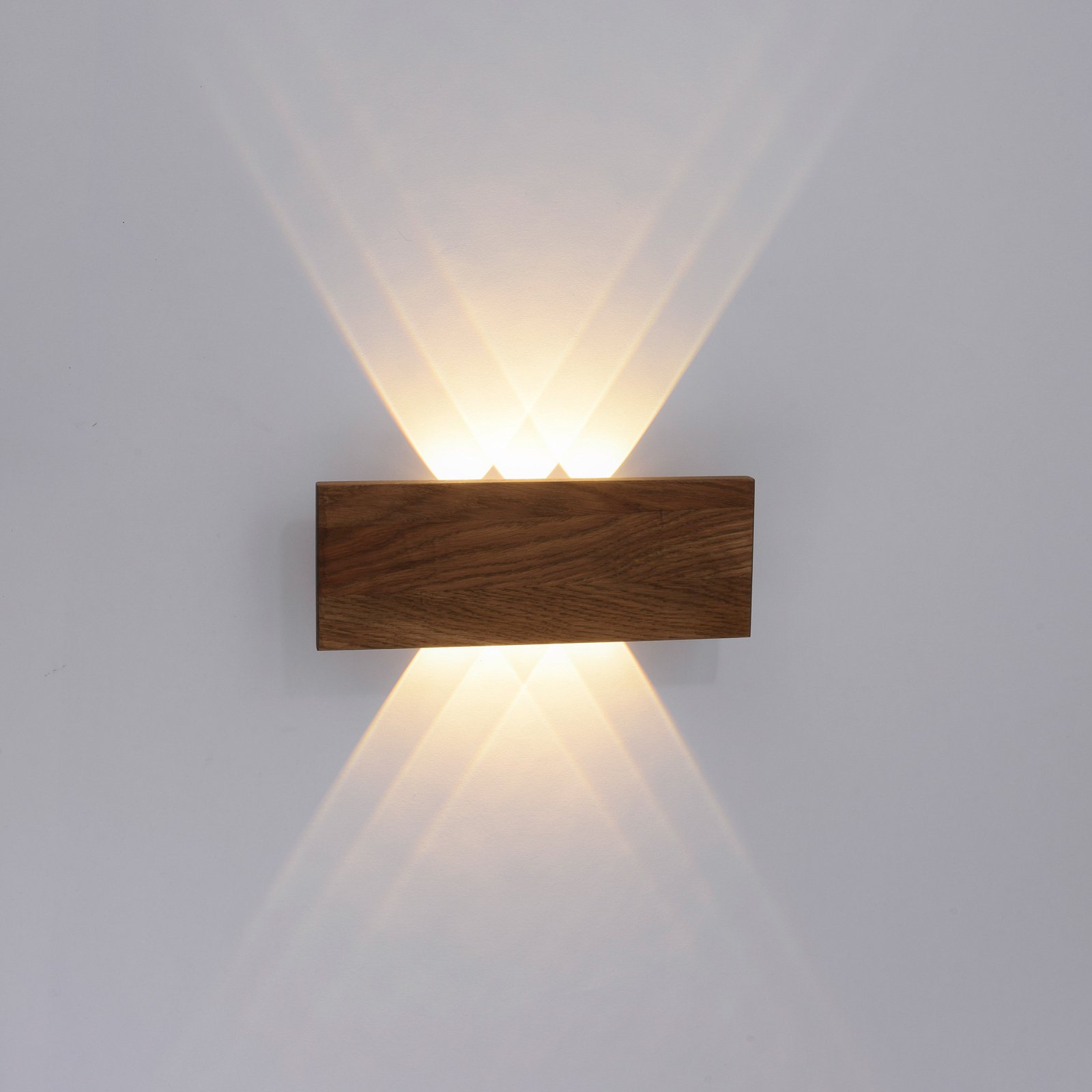 Paul Neuhaus Palma -LED-seinävalaisin puuta 32 cm