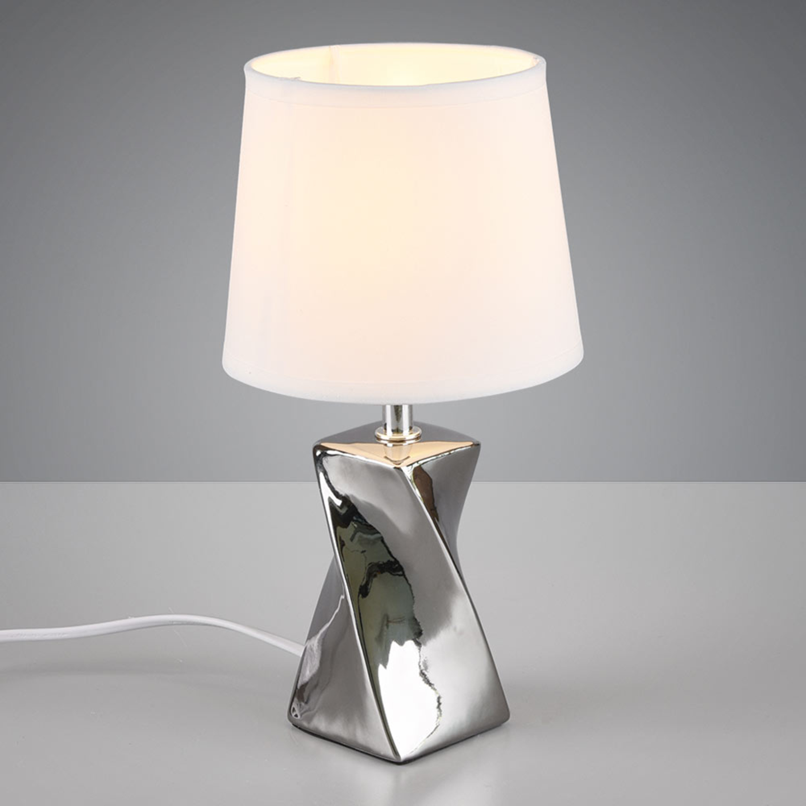 Abeba table lamp made of ceramic and white textile