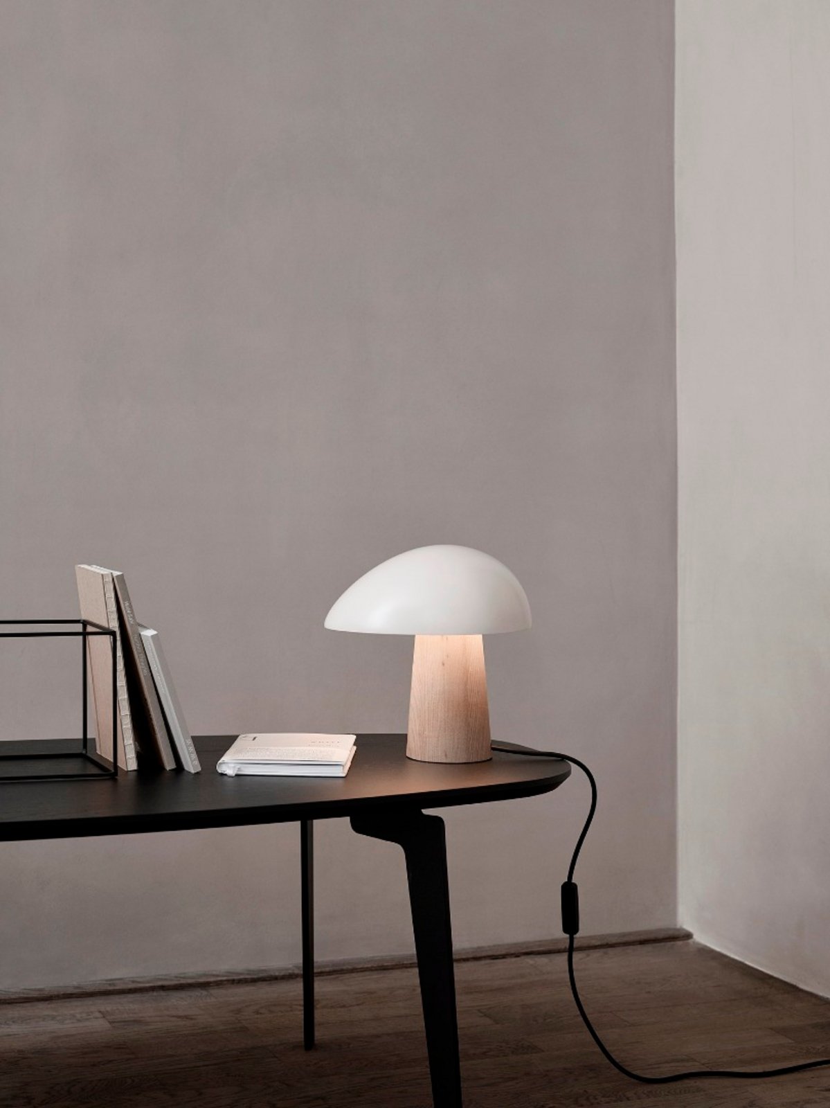 Night Owl Lampă de Masă Matte Smokey White/Ash - Fritz Hansen