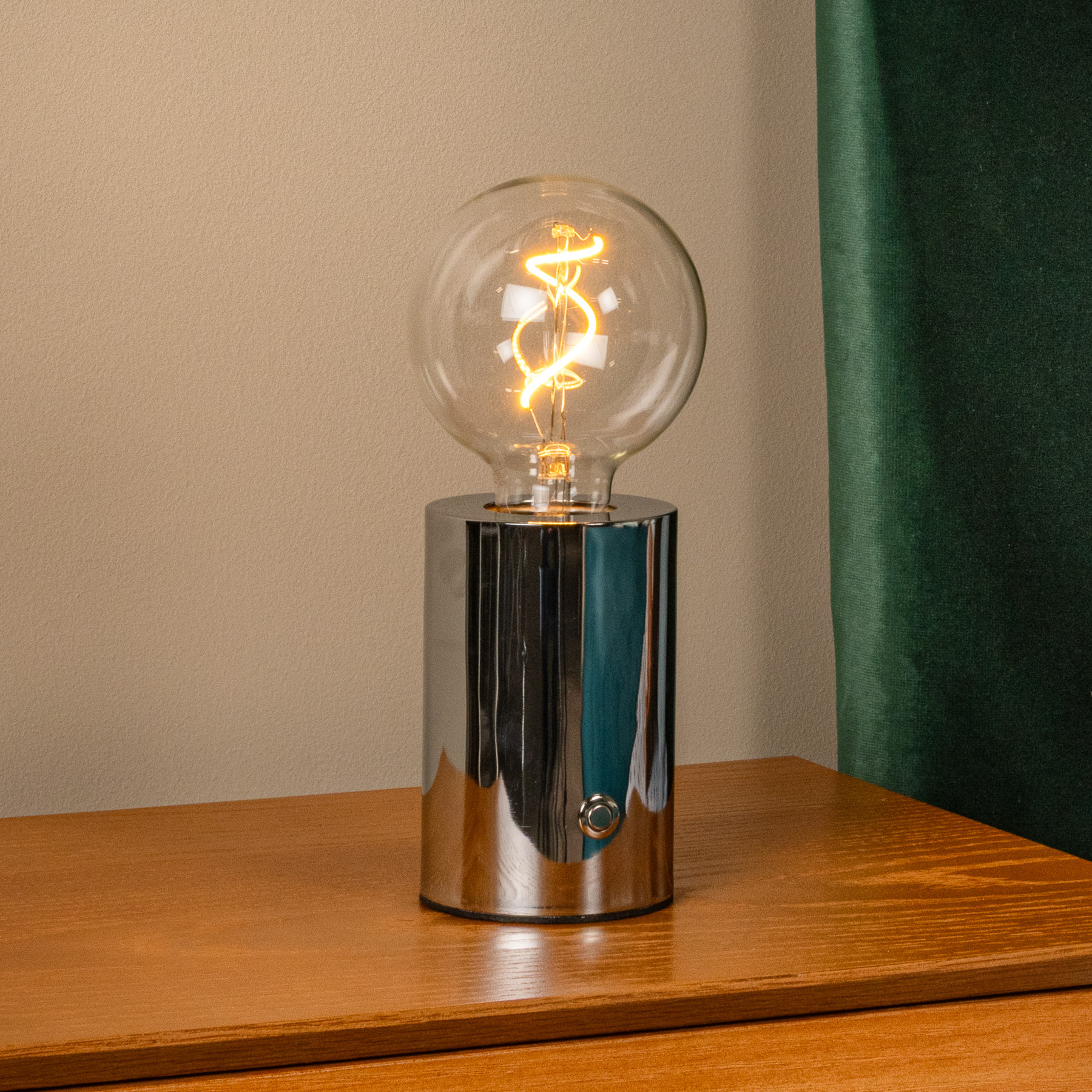 lampe à poser rechargeable Vivo, couleur chrome, hauteur 22 cm, métal