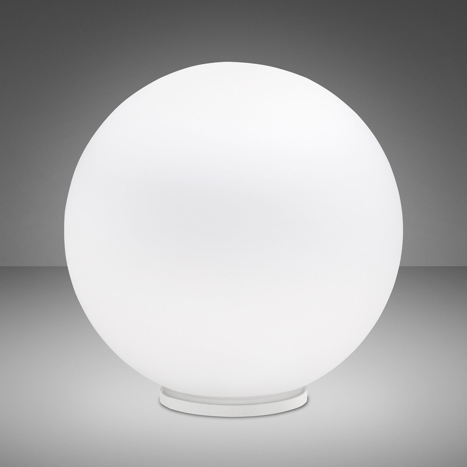 Fabbian Lumi Sfera Glas-Tischleuchte, liegend
