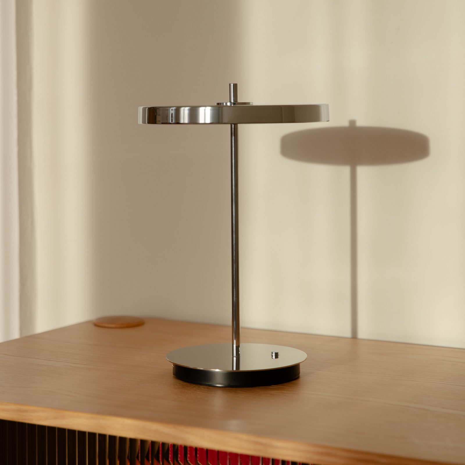 Asteria Move Hordozható Asztali Lámpa Polished Steel - UMAGE