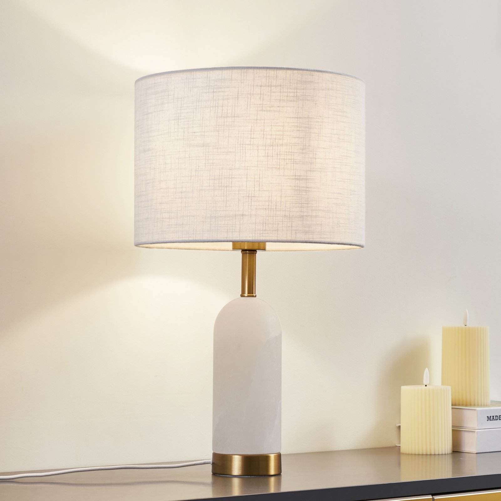 Lindby table lamp Alabaster, white/gold, Ø 30 cm, marble, E27