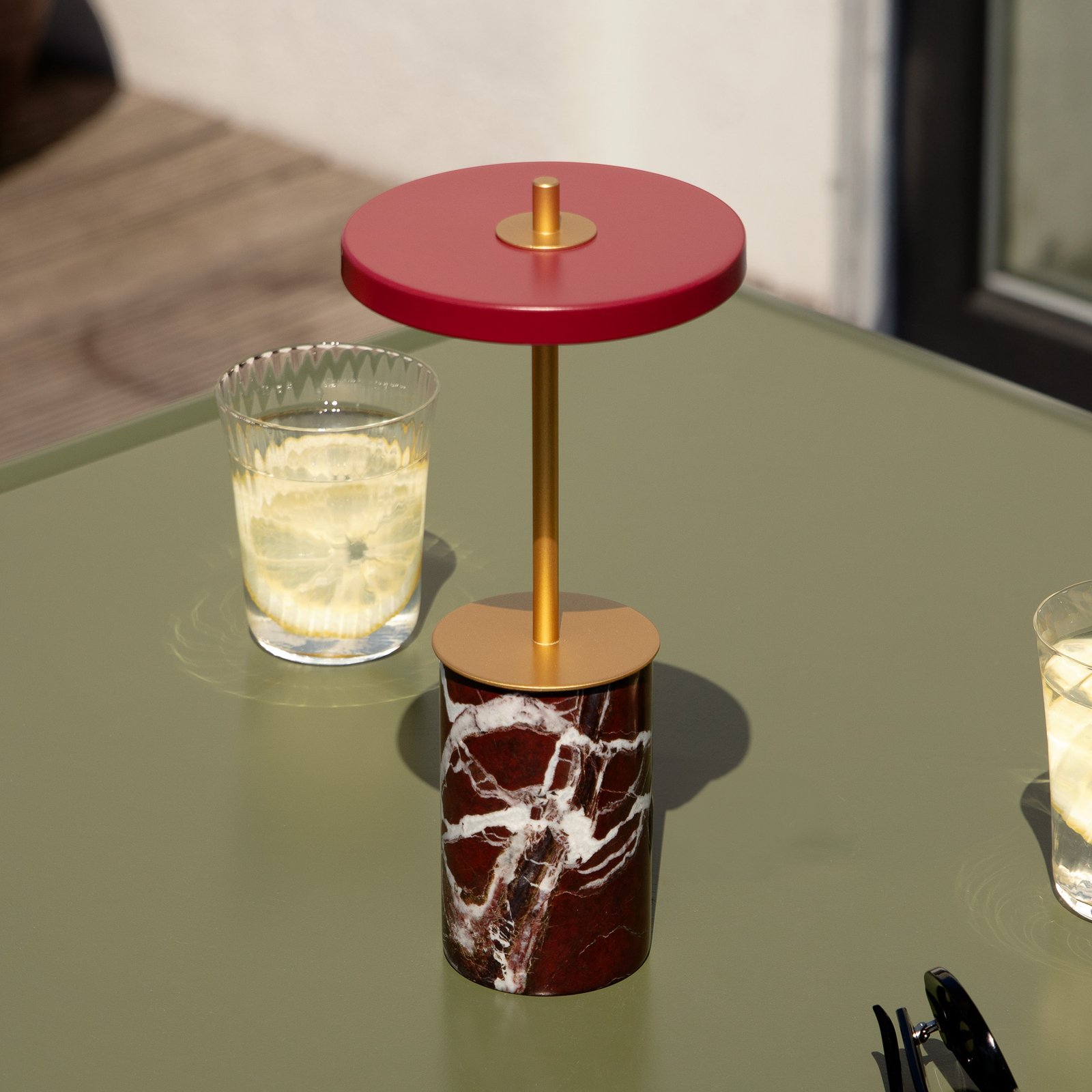 Asteria Move Portable Lámpara de Sobremesa Mini Red Marble - UMAGE