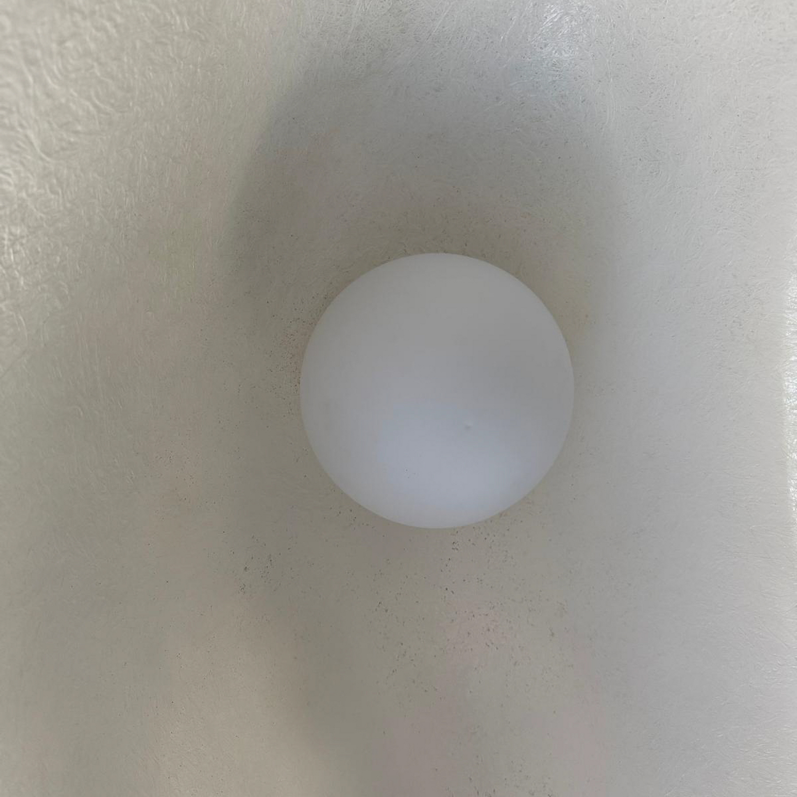 Karman Außenhängeleuchte Moby Dick, Länge 83 cm, Fiberglas