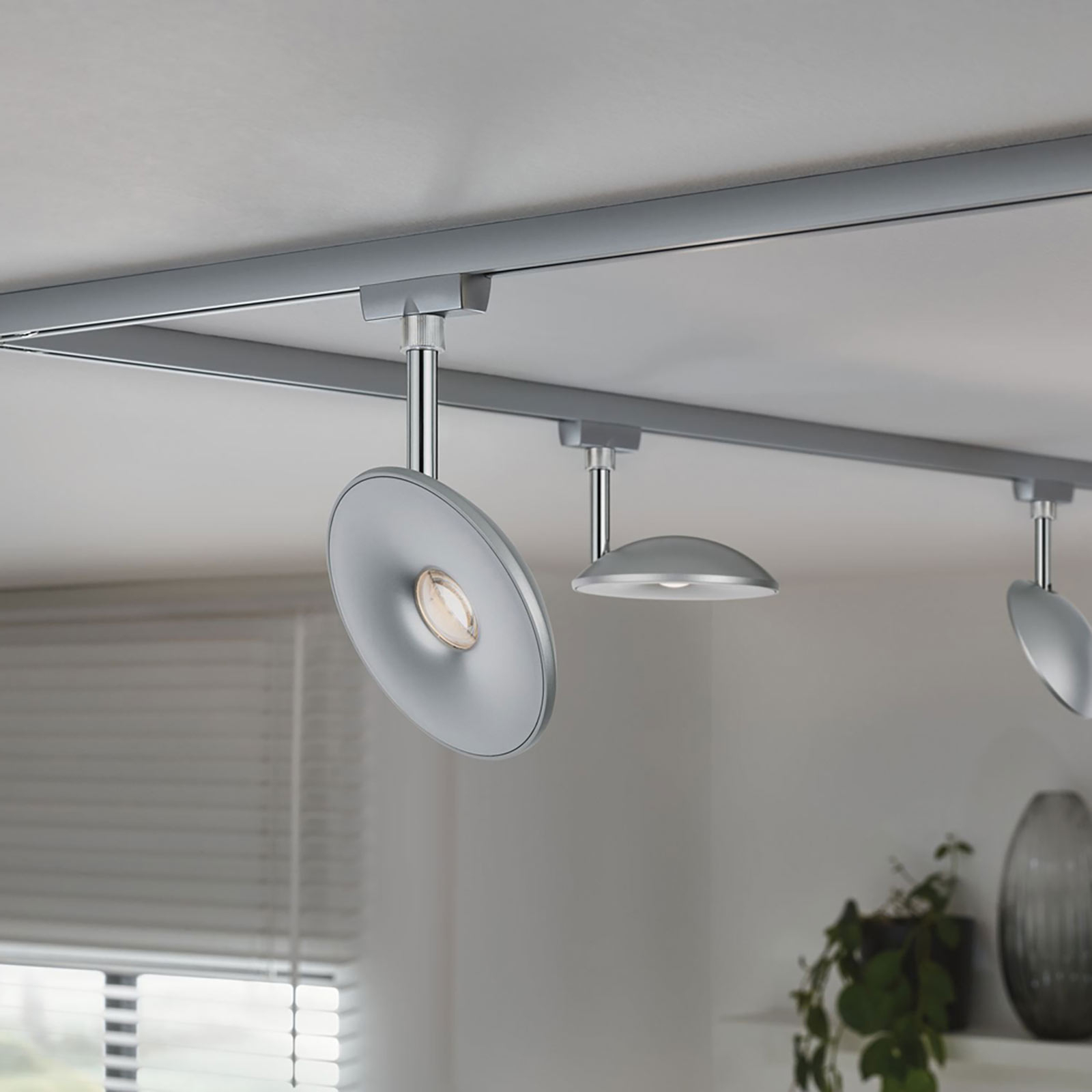Paulmann URail Eye LED spot matt chrome, plastic, 7.4 W, energy efficiency: A+, L: 12 cm, W: 3.2 cm, H: 18.3 cm