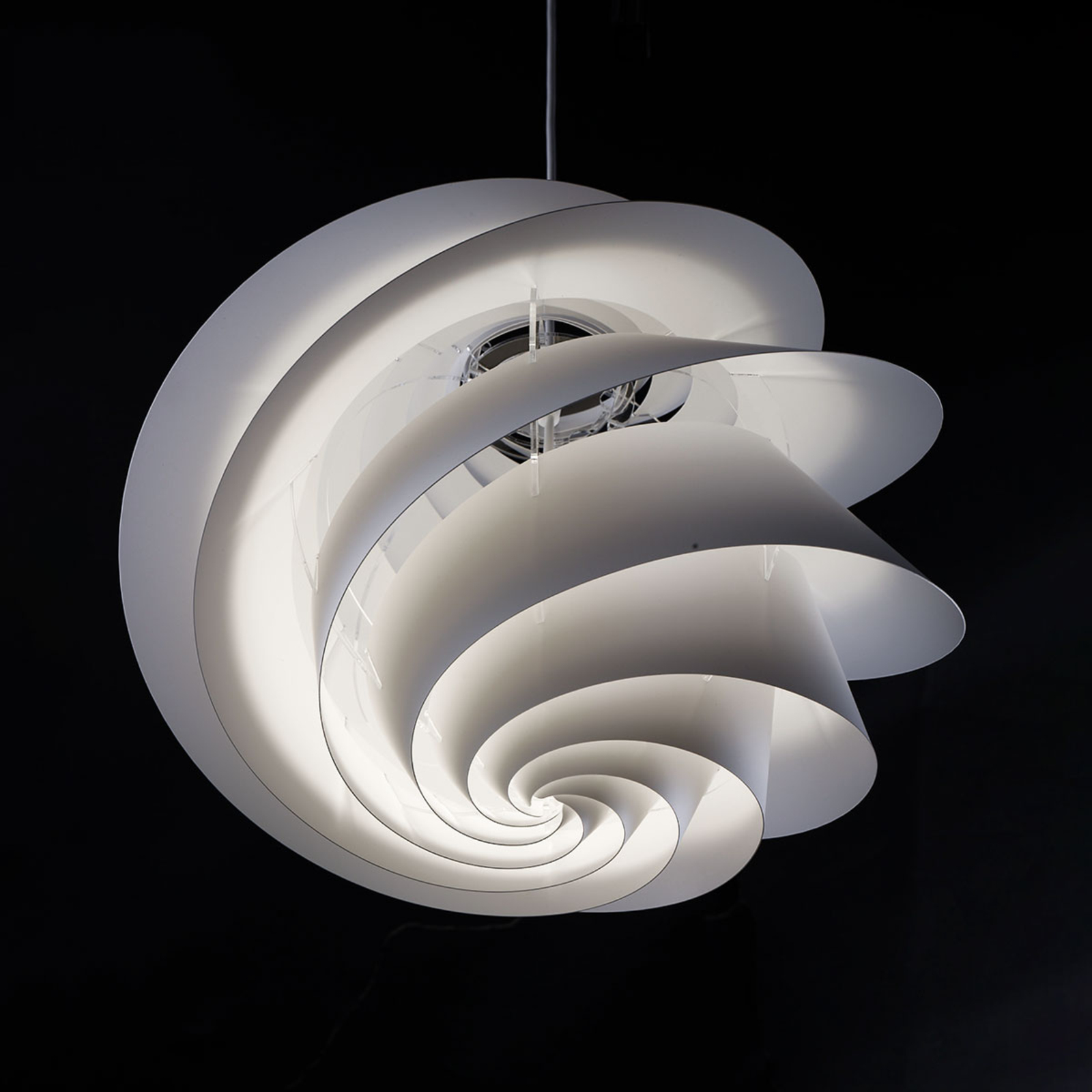 LE KLINT Swirl 3 medium – hanging light, white